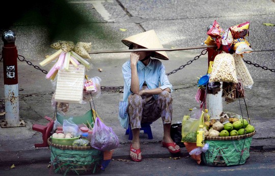 Tăng thuế VAT làm tăng thêm hơn 200.000 người nghèo