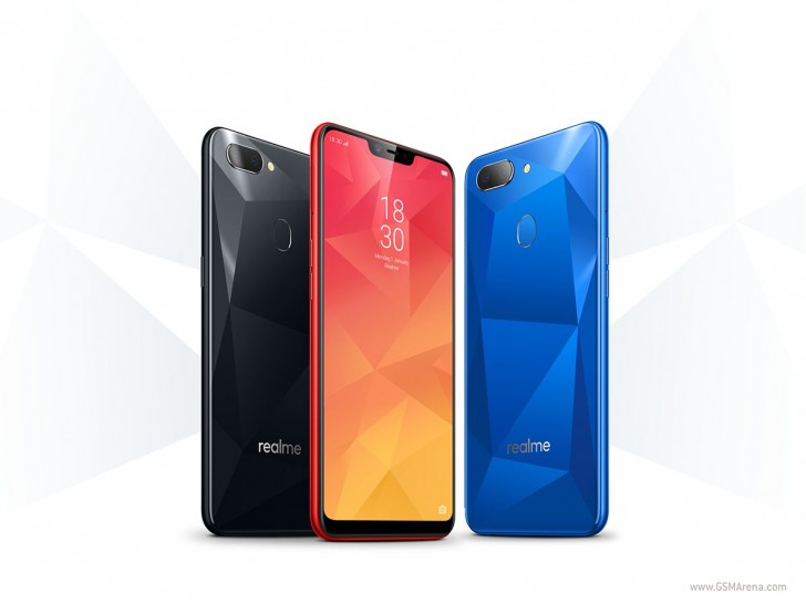 Sản phẩm - Cận cảnh Oppo Realme 2 có màn hình lớn, camera kép