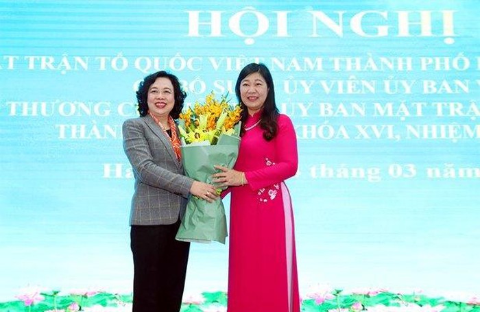 Chính trị - Chân dung nữ Chủ tịch Ủy ban Mặt trận Tổ quốc Việt Nam TP Hà Nội