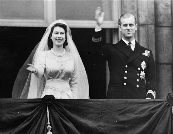 Tiêu điểm - Hoàng thân Philip và Nữ hoàng Elizabeth: Mối tình đẹp hơn 7 thập kỷ