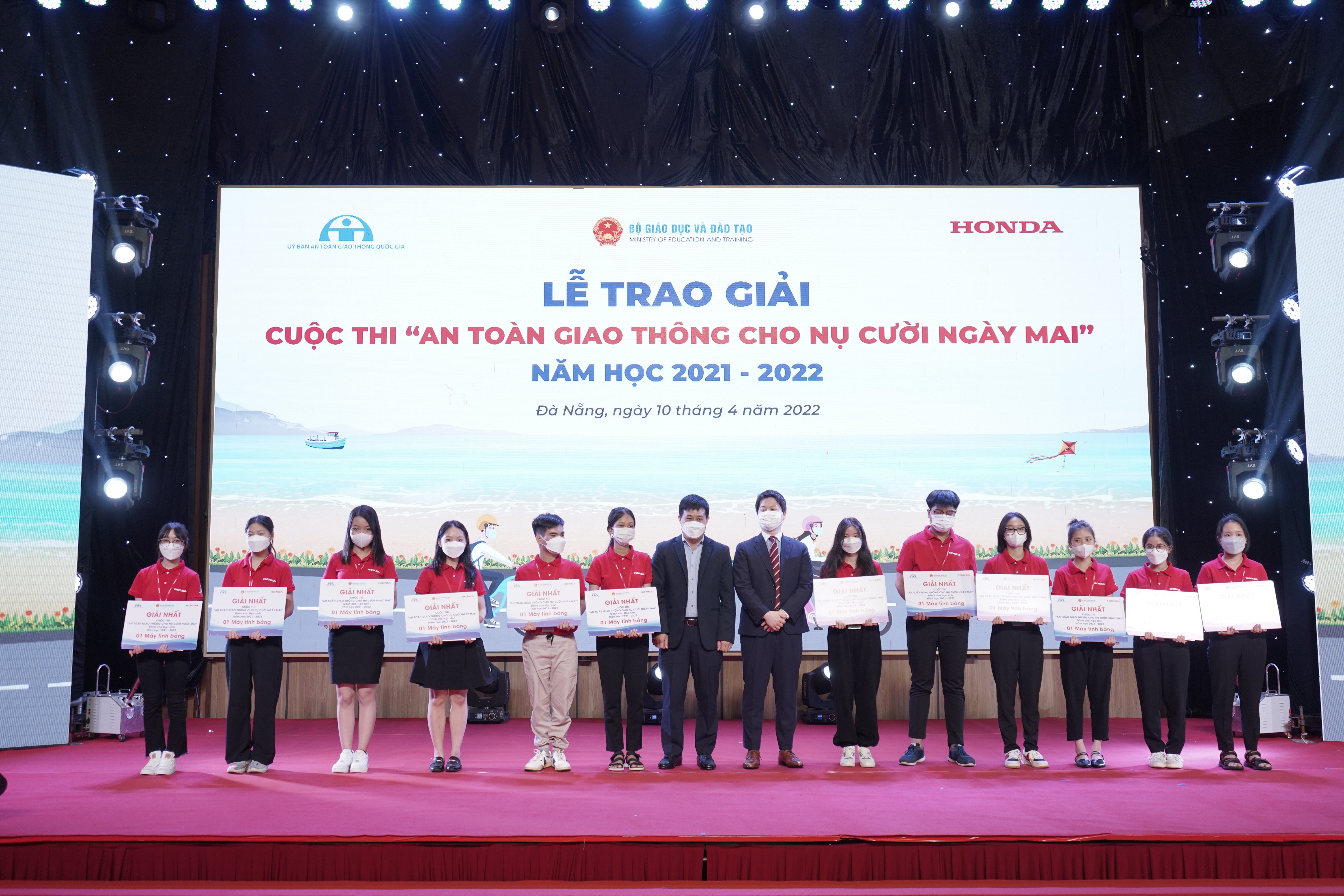 Công nghệ - Trao giải cuộc thi “An toàn giao thông cho nụ cười ngày mai” năm học 2021-2022 (Hình 2).