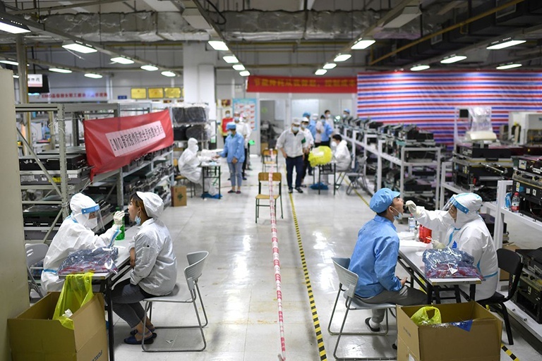 Công nghệ - Nguy cơ iPhone 14 thiếu hàng vì nhà máy Foxconn bị phong tỏa bởi Covid-19