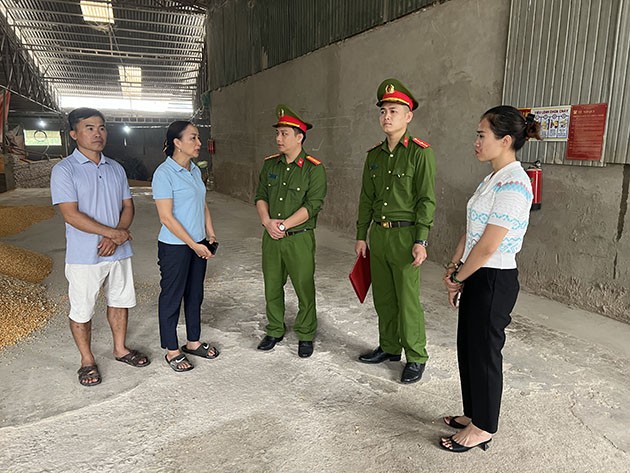 An ninh - Hình sự - Bắt kẻ lừa đảo thu mua nông sản, chiếm đoạt hàng trăm triệu đồng (Hình 3).