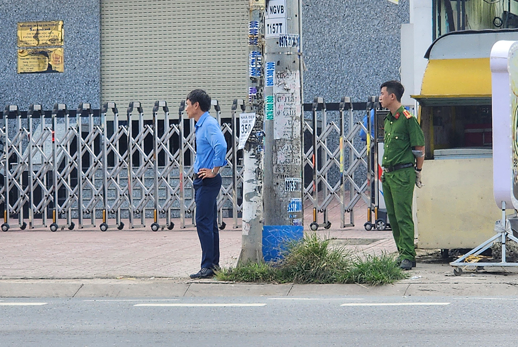 An ninh - Hình sự - Điều tra vụ 2 thanh niên dùng vật giống súng cướp ngân hàng ở Tp.HCM