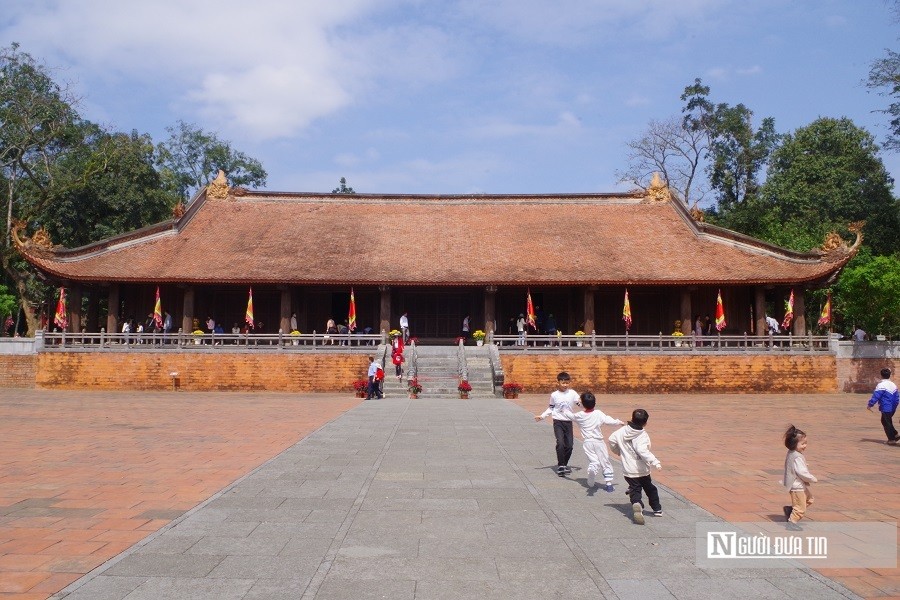 Văn hoá - Thanh Hóa: Khu di tích gần 600 năm nhộn nhịp khách về du xuân (Hình 4).