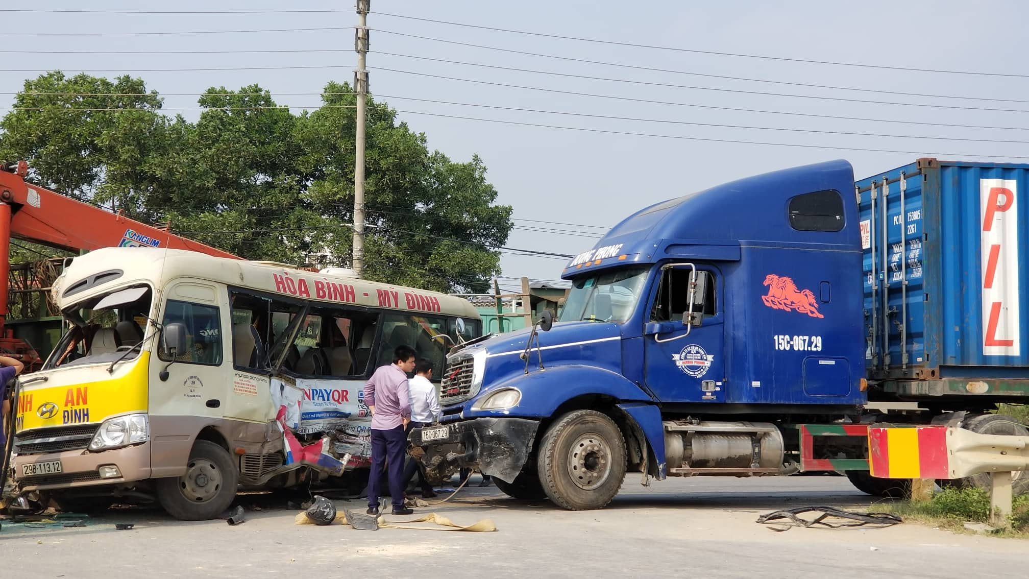 Tin nhanh - Xác định nguyên nhân ban đầu vụ tai nạn liên hoàn trên đại lộ Thăng Long