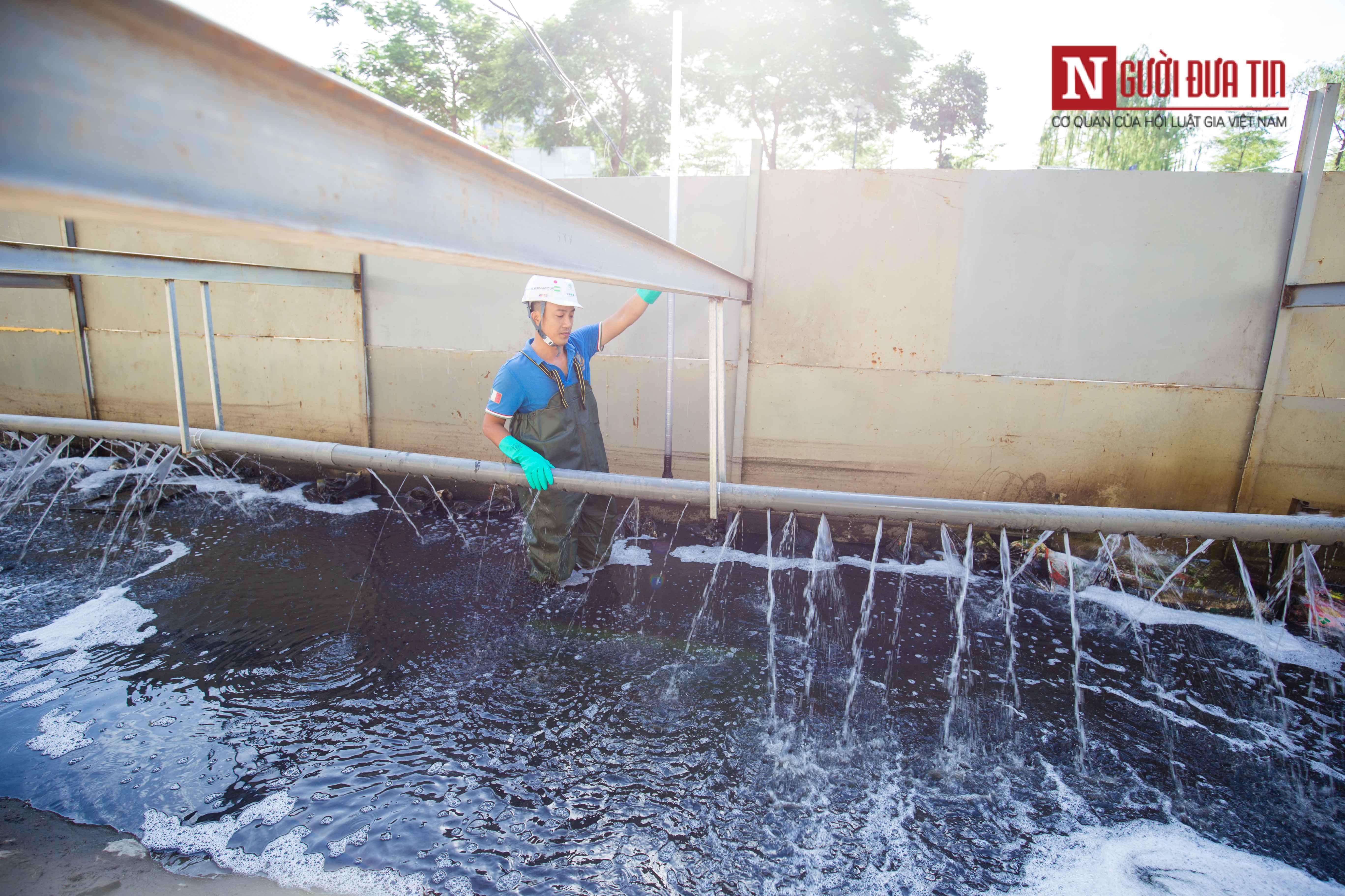 Môi trường - Cận cảnh đáy sông Tô Lịch thay đổi từng ngày sau khi sử dụng công nghệ Nhật Bản (Hình 8).