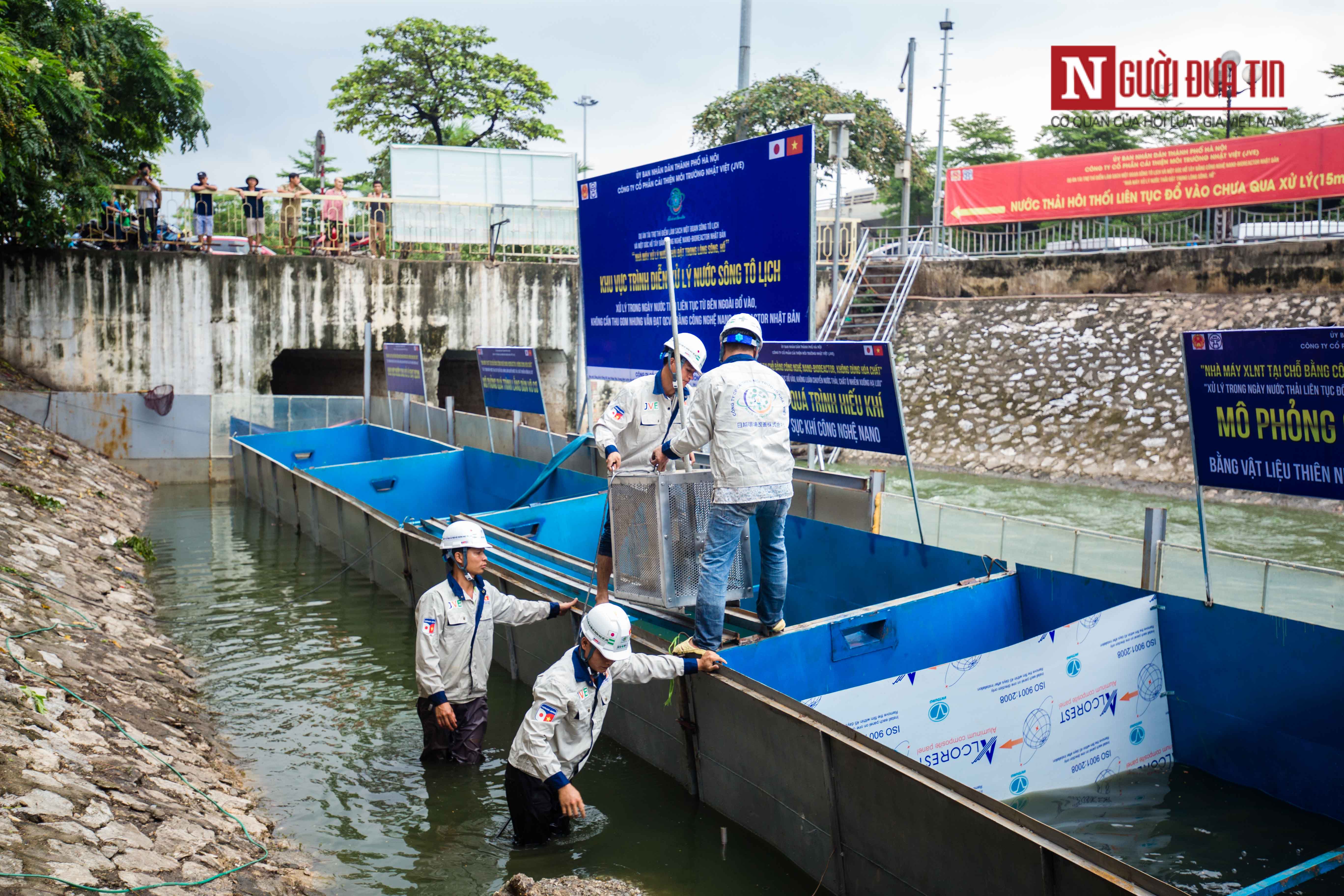 Môi trường - Cận cảnh khu trình diễn xử lý nước sông Tô Lịch bằng công nghệ của Nhật Bản có thể dùng để tắm rửa (Hình 10).