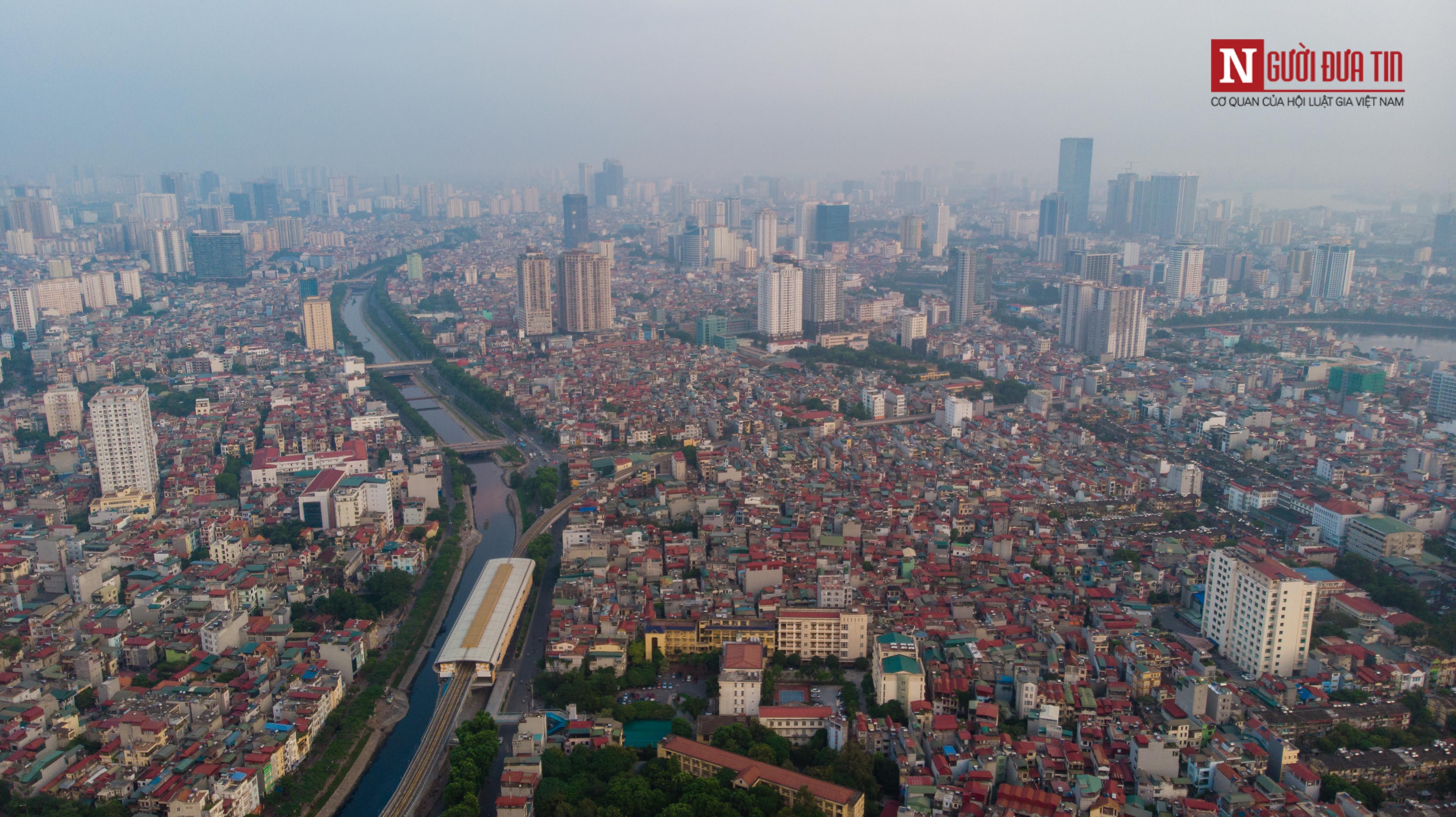 Môi trường - Chùm ảnh: Hà Nội những ngày báo động về ô nhiễm không khí (Hình 12).