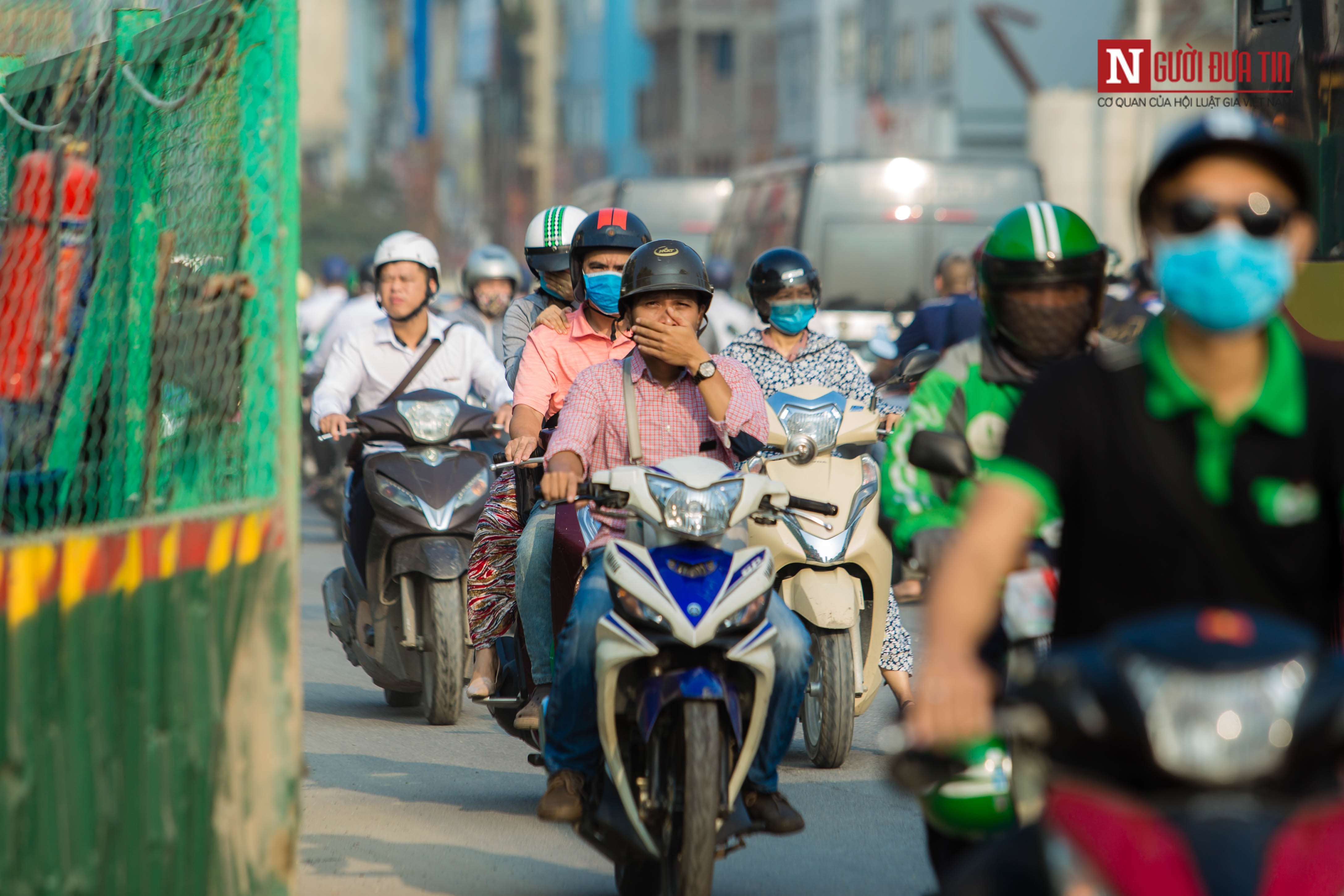 Môi trường - Chùm ảnh: Hà Nội những ngày báo động về ô nhiễm không khí (Hình 13).