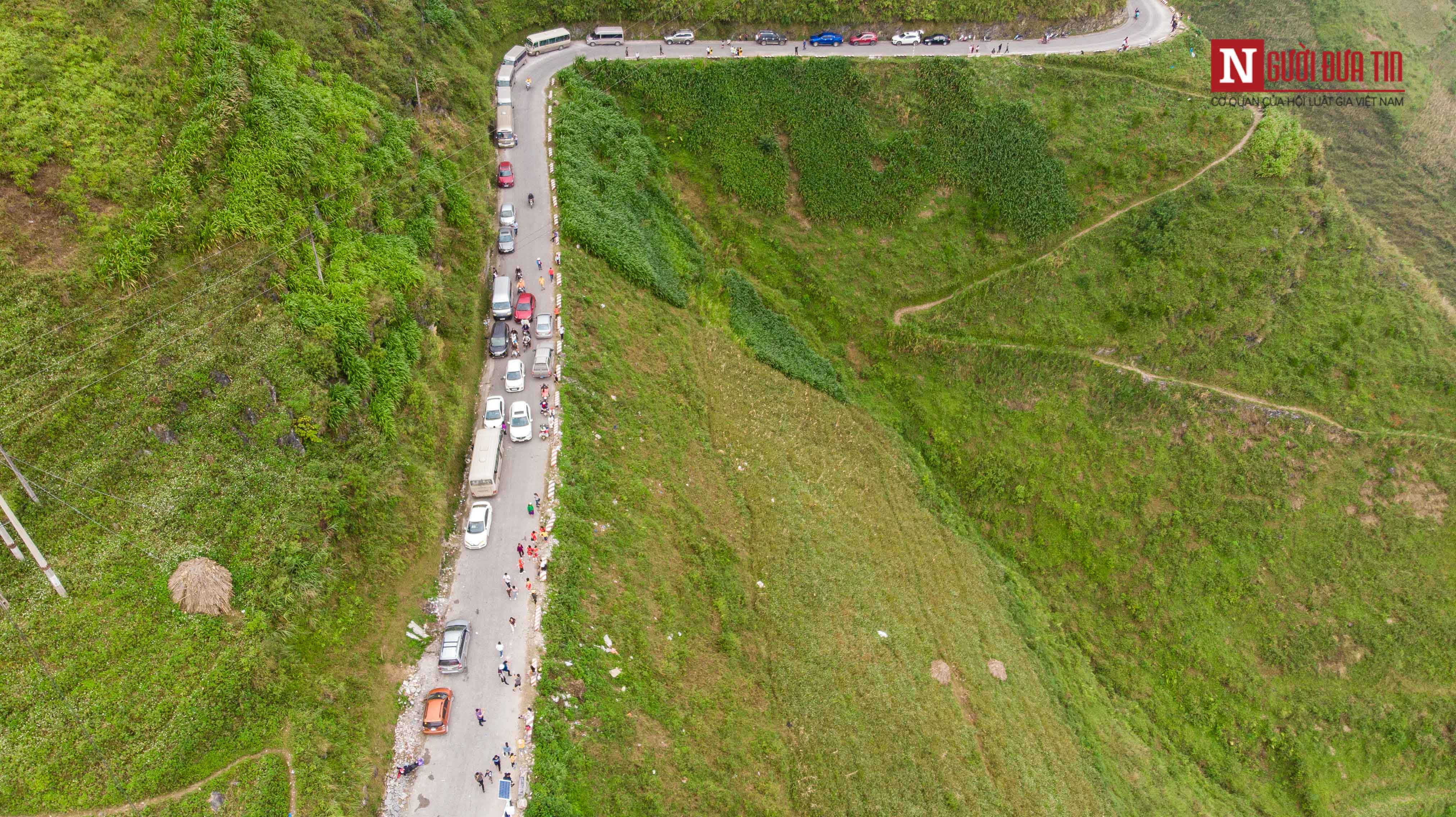 Tin nhanh - Cận cảnh Panorama trên đỉnh Mã Pì Lèng giữa lệnh đình chỉ hoạt động (Hình 5).