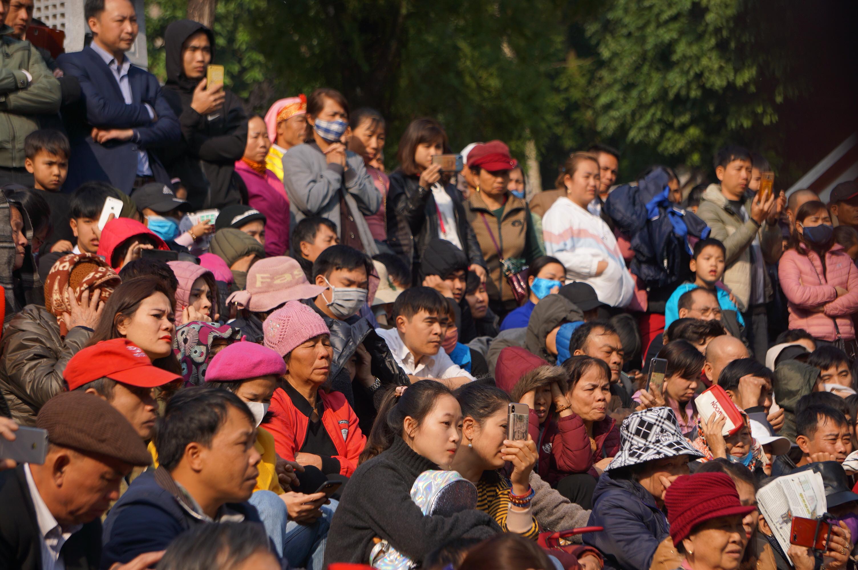 Văn hoá - Chùa Hương đông nghịt du khách ngày khai hội (Hình 8).