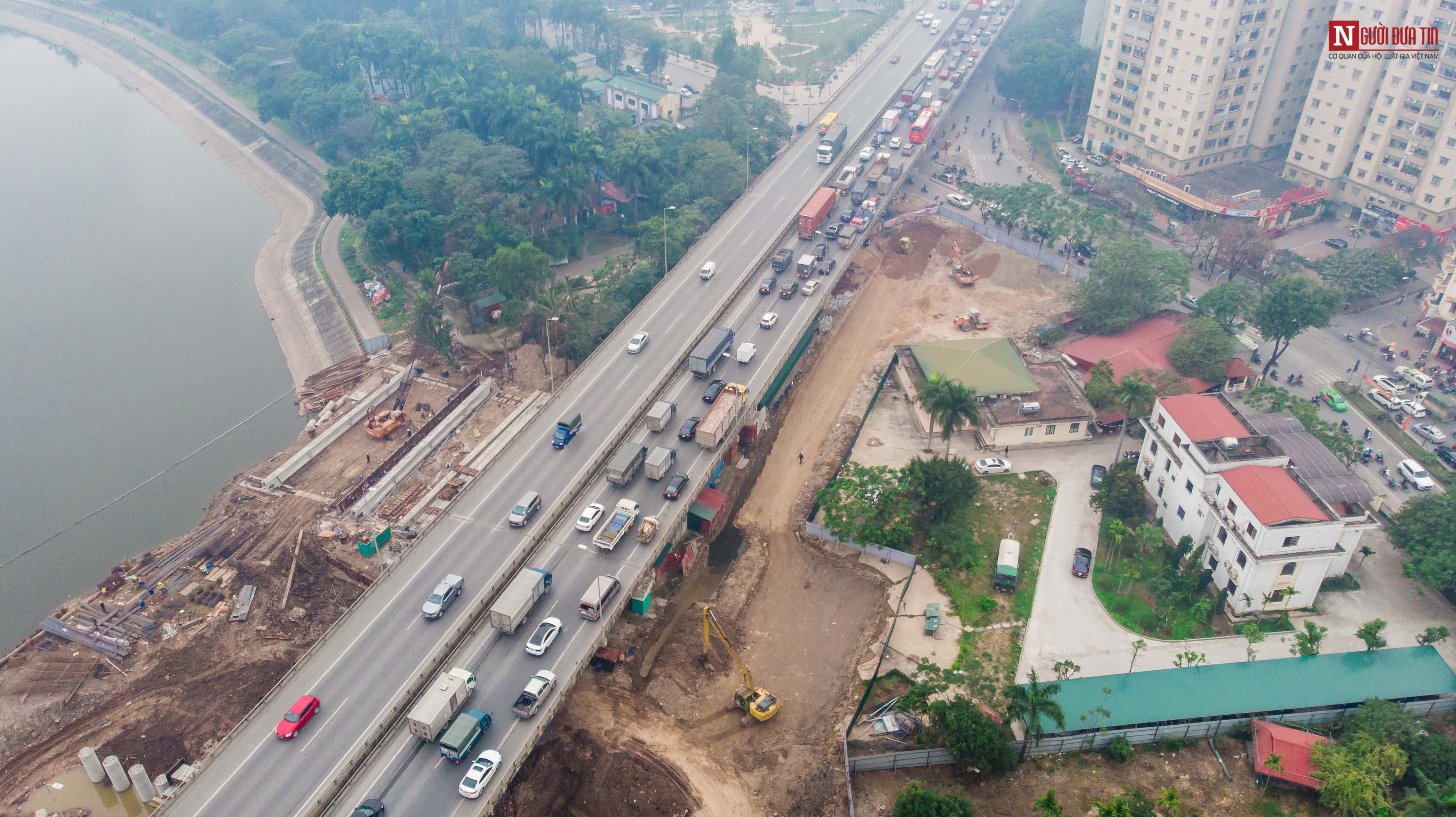 Tin nhanh - Hà Nội: Cận cảnh công trường xây dựng 2 cây cầu trị giá 340 tỷ đồng bắc qua hồ Linh Đàm (Hình 6).