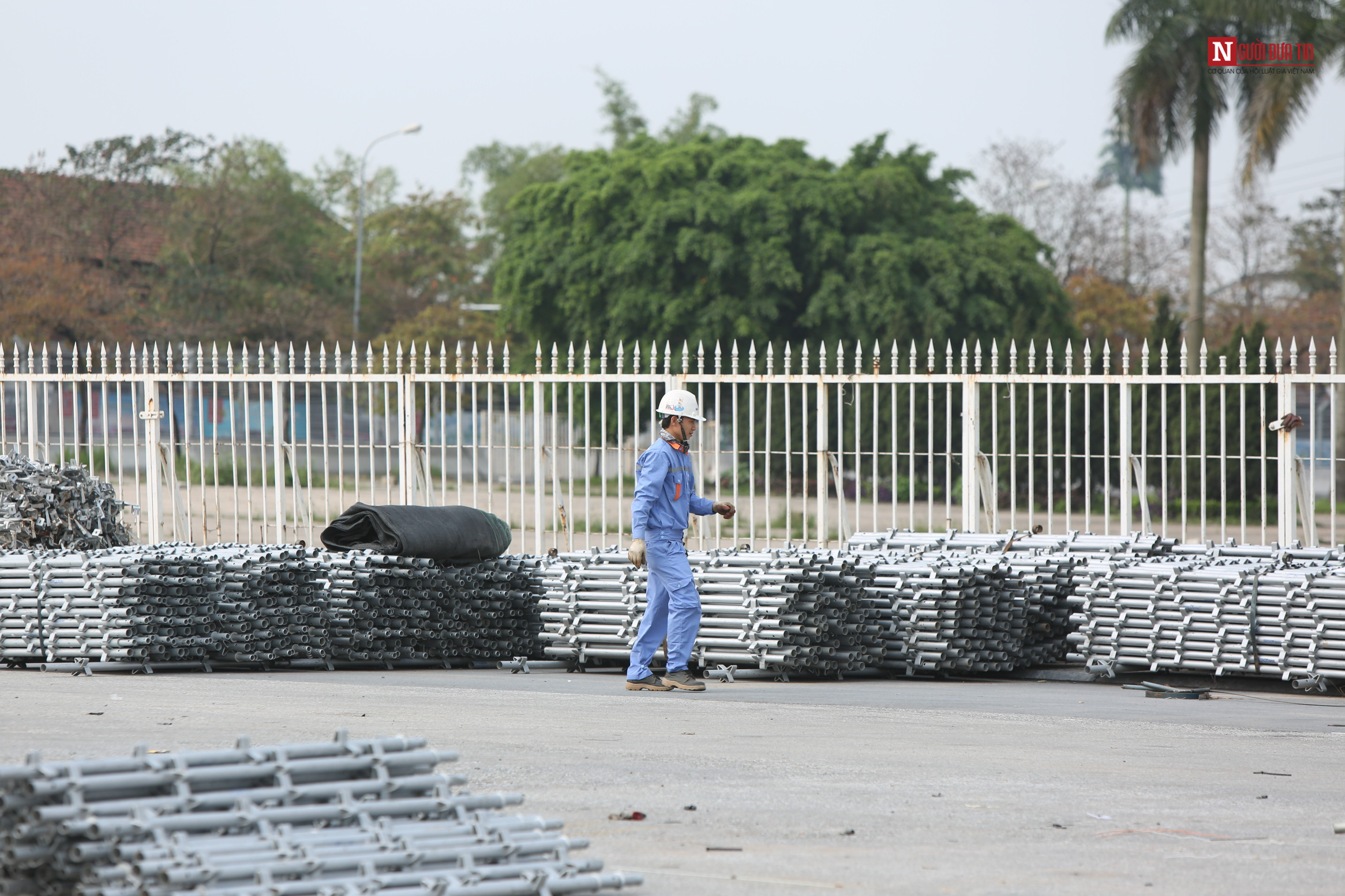 Tin nhanh - Công nhân gấp rút tháo dỡ nhiều khán đài F1 (Hình 11).