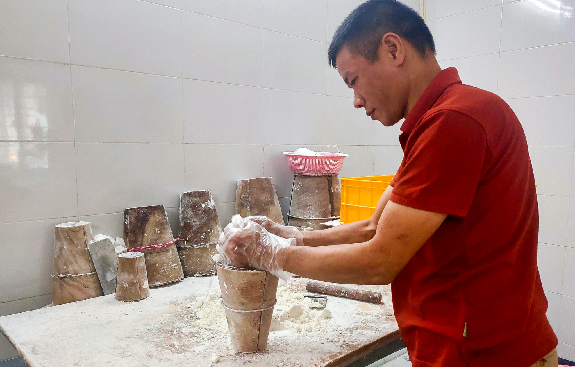 Tin nhanh - Cận cảnh các công đoạn làm ra thương hiệu oản nổi tiếng tại Hà Nội (Hình 3).