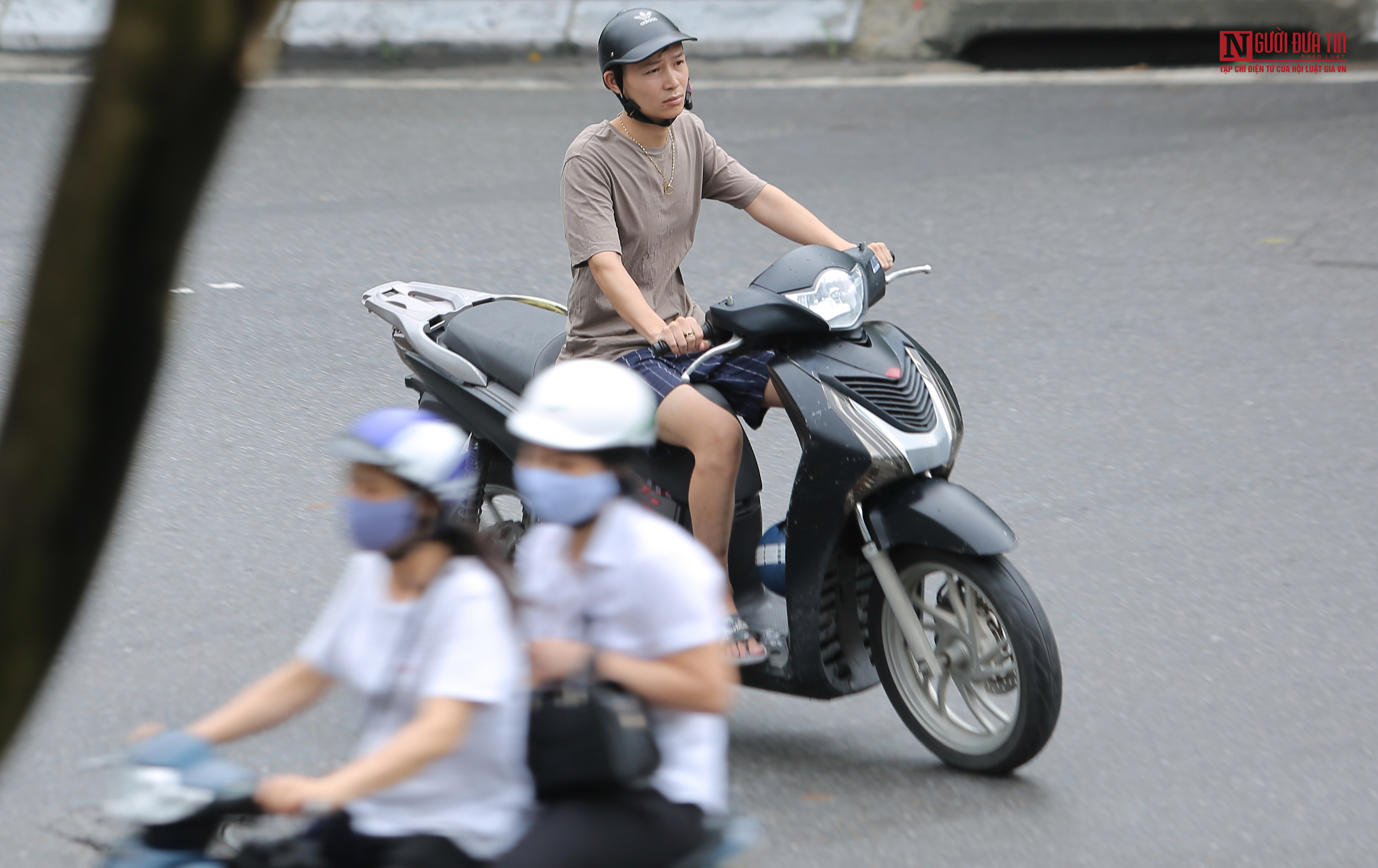 Tin nhanh - Người dân lơ là trong phòng, chống dịch Covid-19: Sẽ tiến hành xử phạt người không đeo khẩu trang (Hình 4).