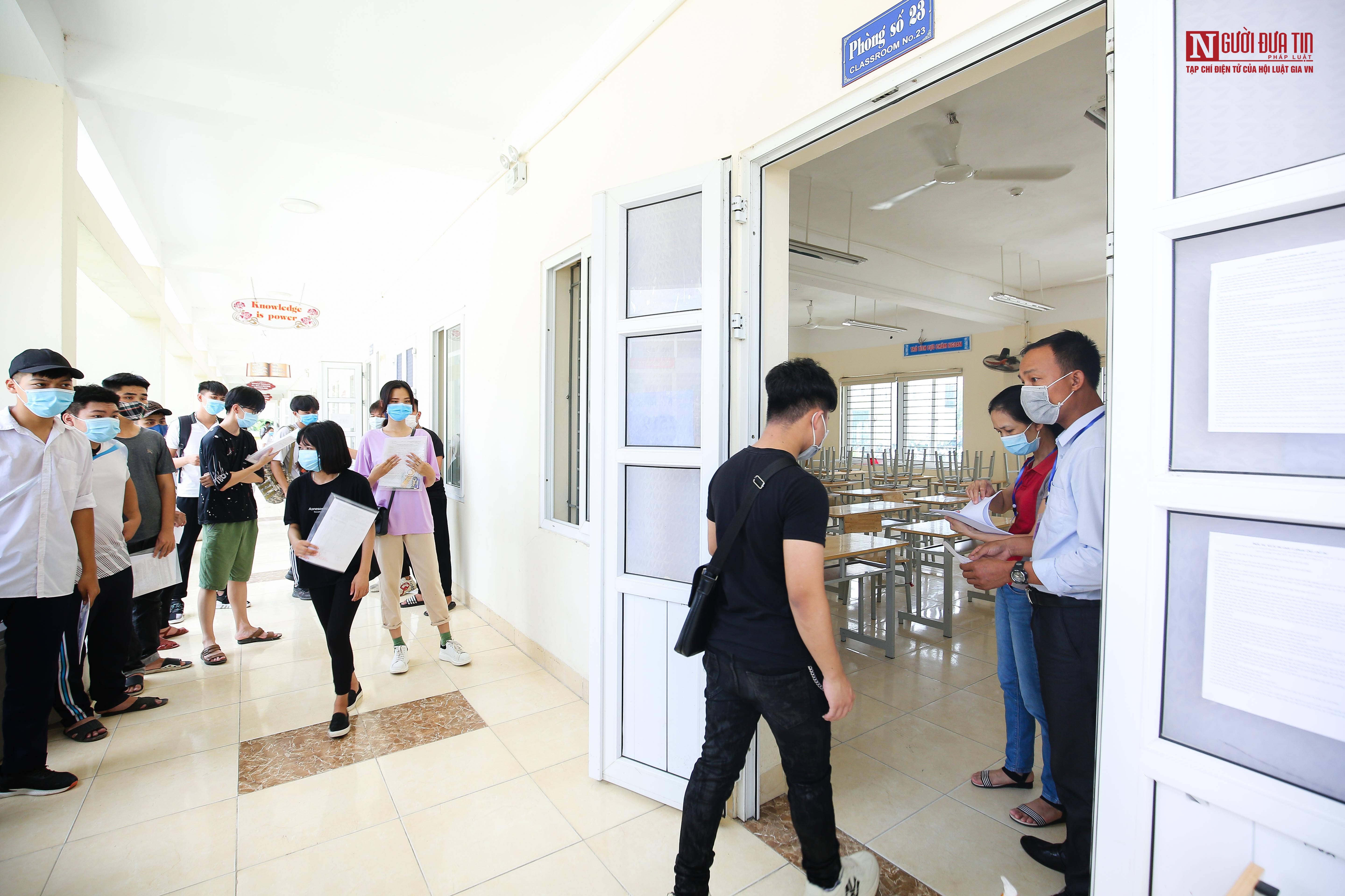 Giáo dục - Hà Nội: Chuyển điểm thi gấp vì có tổ giáo viên F1, F2 không làm ảnh hưởng đến tâm lý của thí sinh (Hình 13).