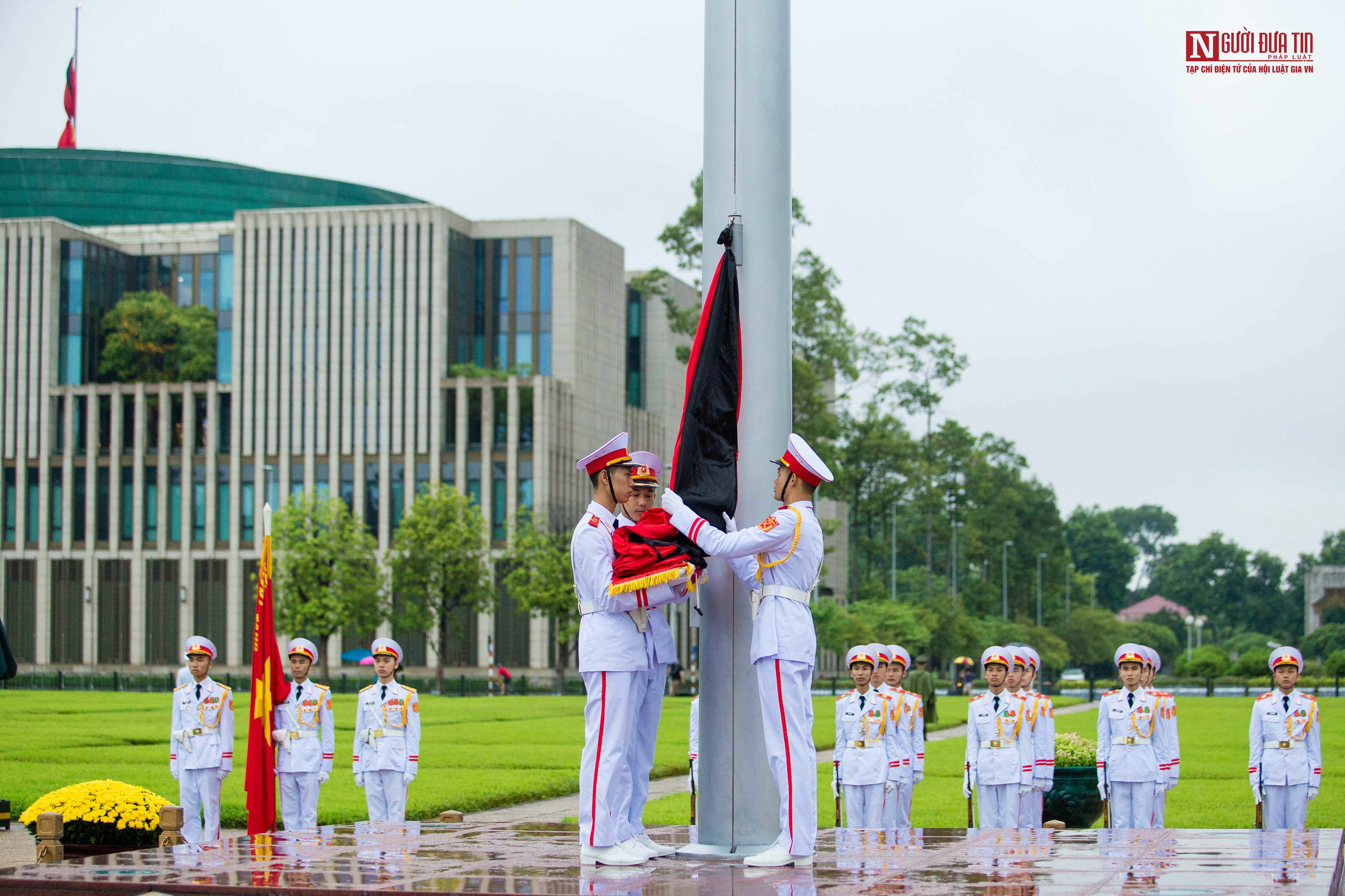 Tin nhanh - Lãnh đạo cấp cao viếng nguyên Tổng Bí thư Lê Khả Phiêu (Hình 10).