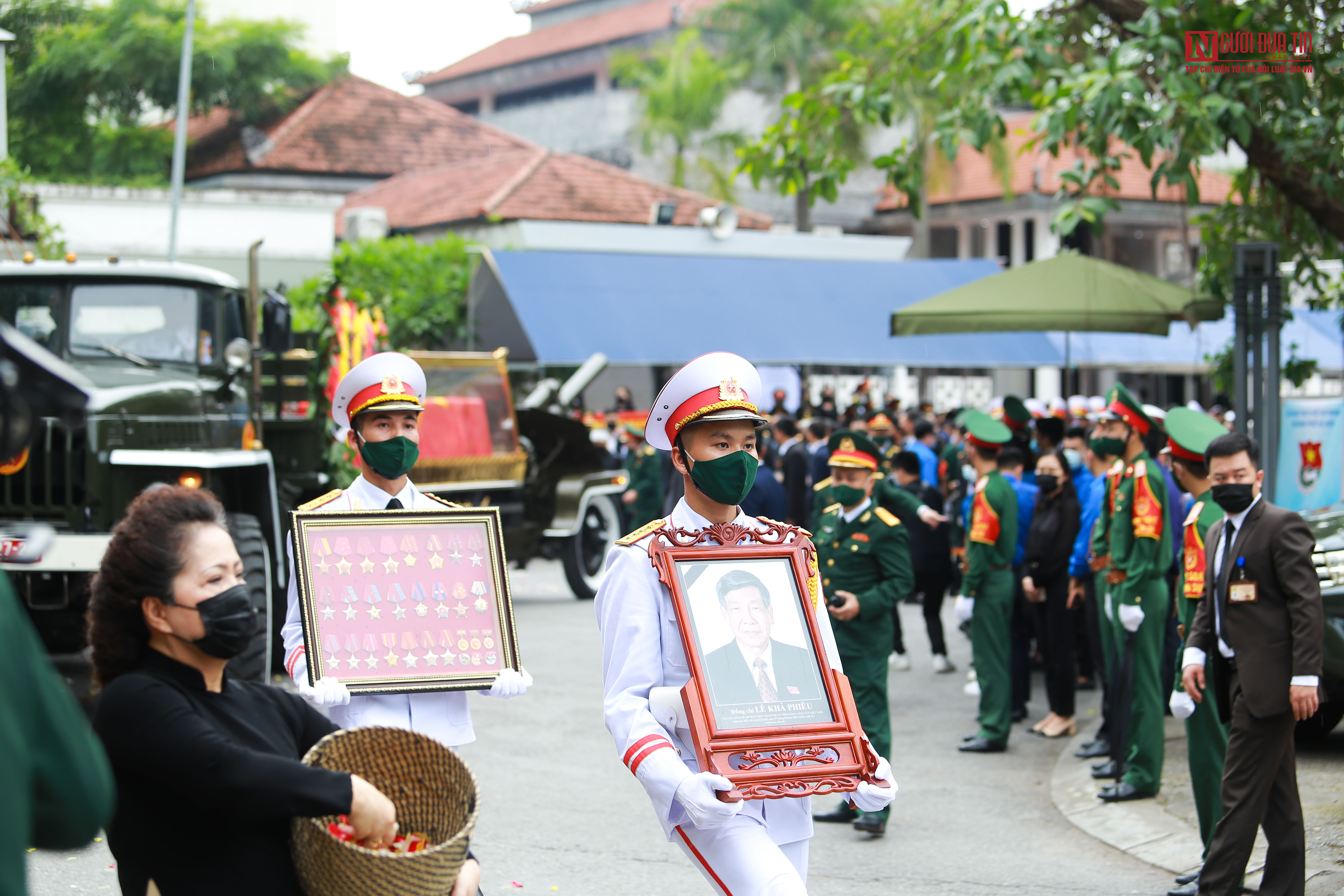 Tin nhanh - Tiễn đưa nguyên Tổng Bí thư Lê Khả Phiêu về nơi an nghỉ cuối cùng (Hình 14).