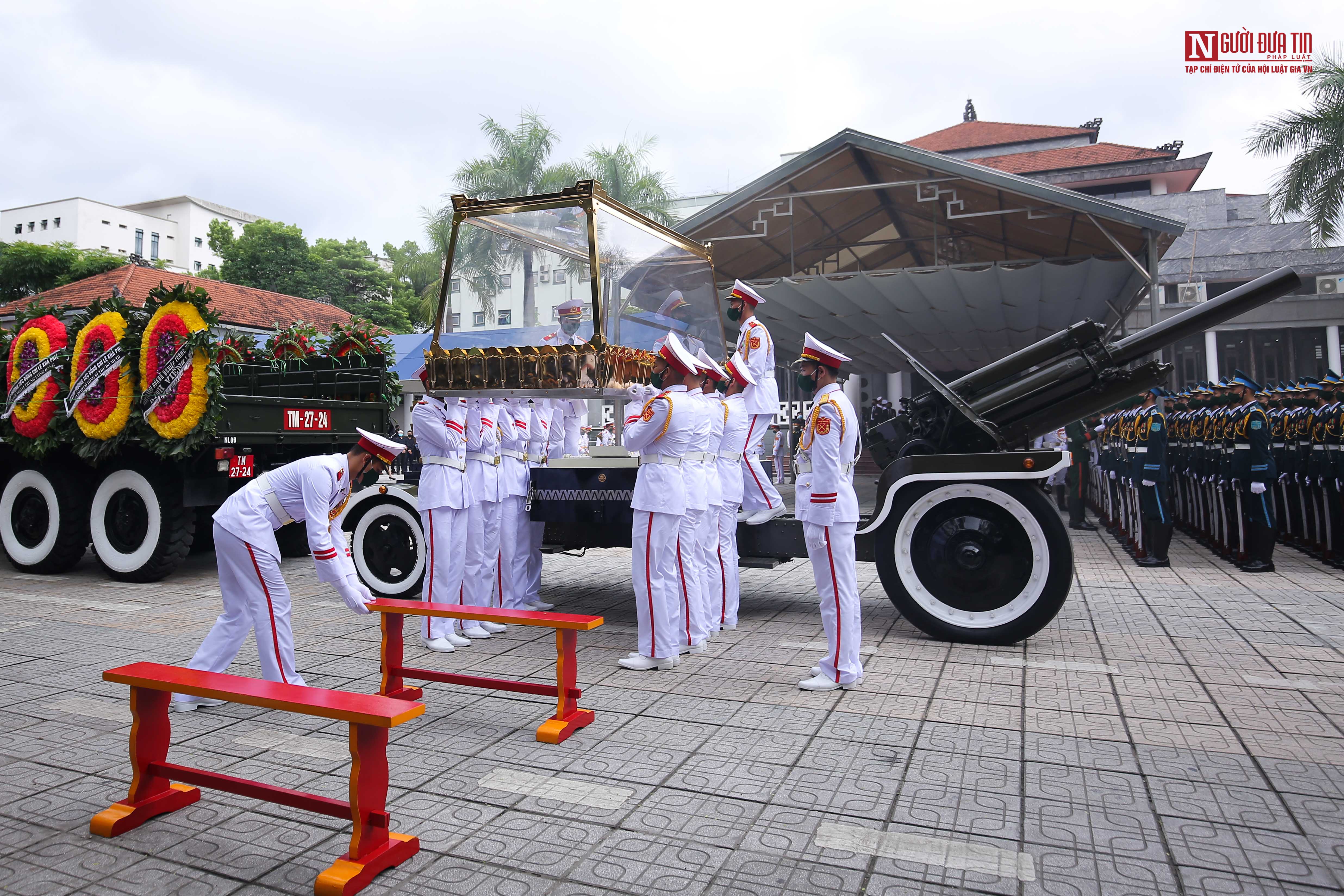 Tin nhanh - Tiễn đưa nguyên Tổng Bí thư Lê Khả Phiêu về nơi an nghỉ cuối cùng (Hình 2).