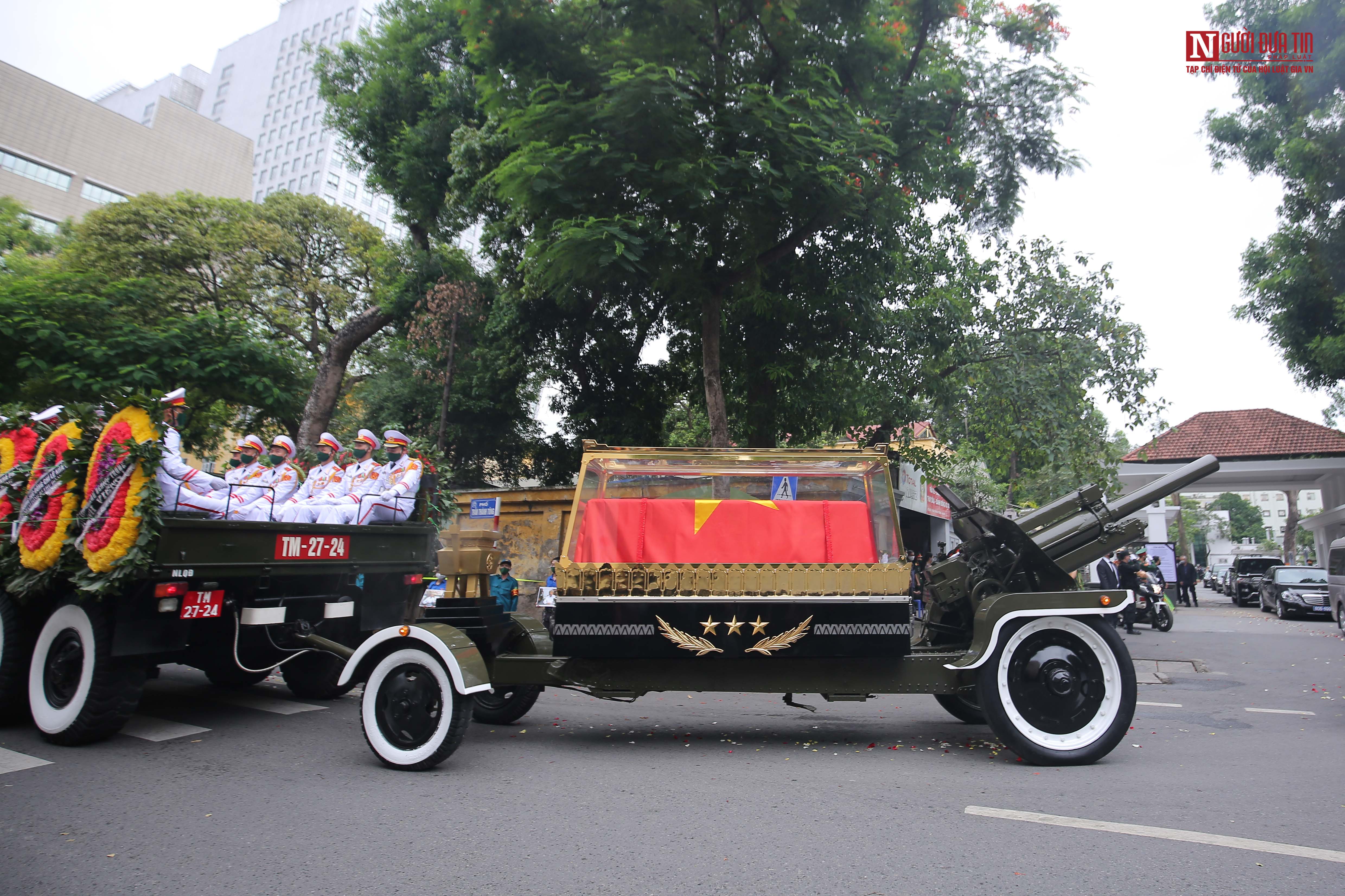 Tin nhanh - Tiễn đưa nguyên Tổng Bí thư Lê Khả Phiêu về nơi an nghỉ cuối cùng (Hình 17).