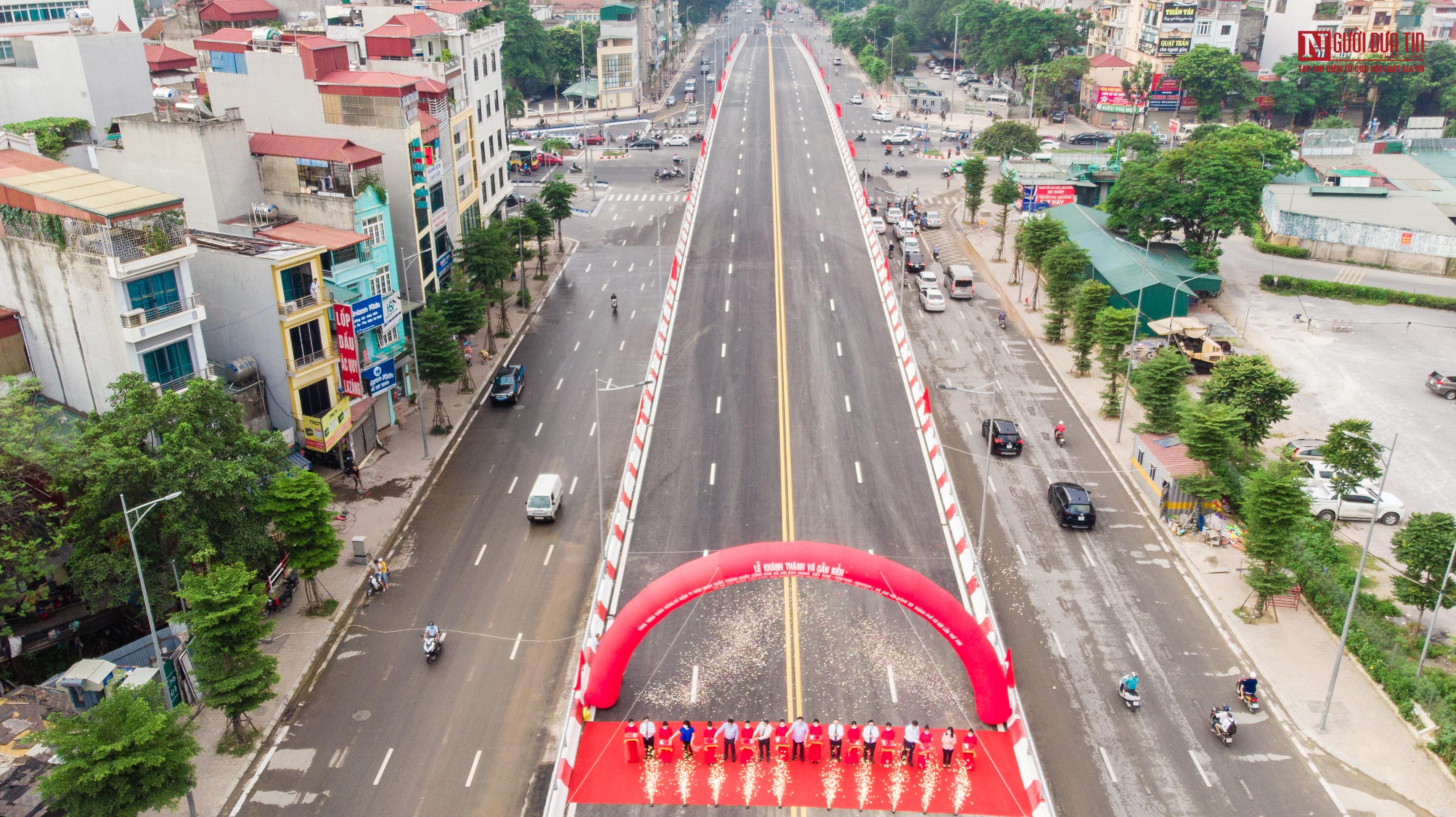 Tin nhanh - Chính thức thông xe cầu vượt lớn nhất Thủ đô (Hình 4).