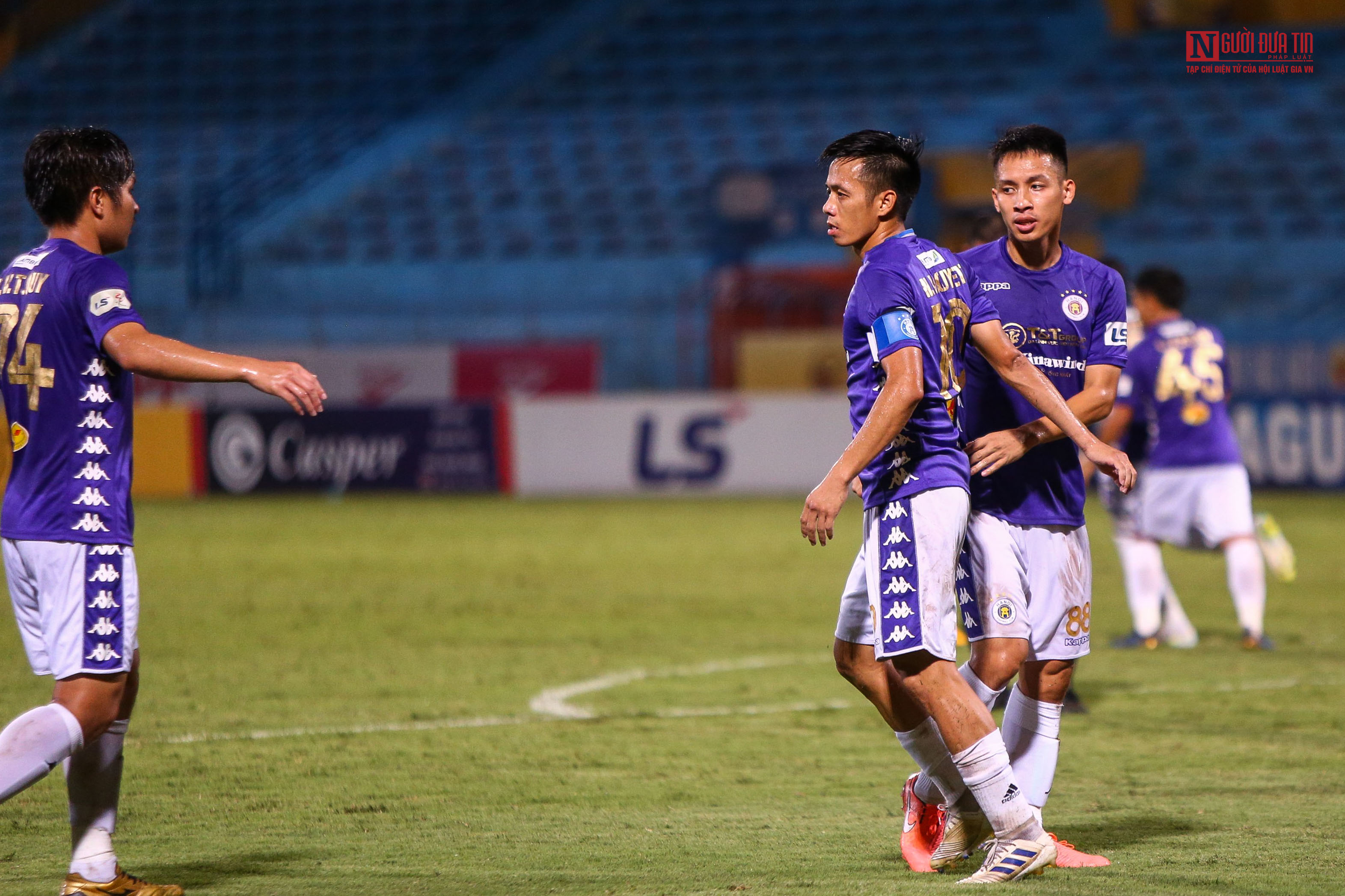 Thể thao - Văn Quyết lên tiếng, Hà Nội FC giữ lại 1 điểm trước Thanh Hoá tại Hàng Đẫy (Hình 15).