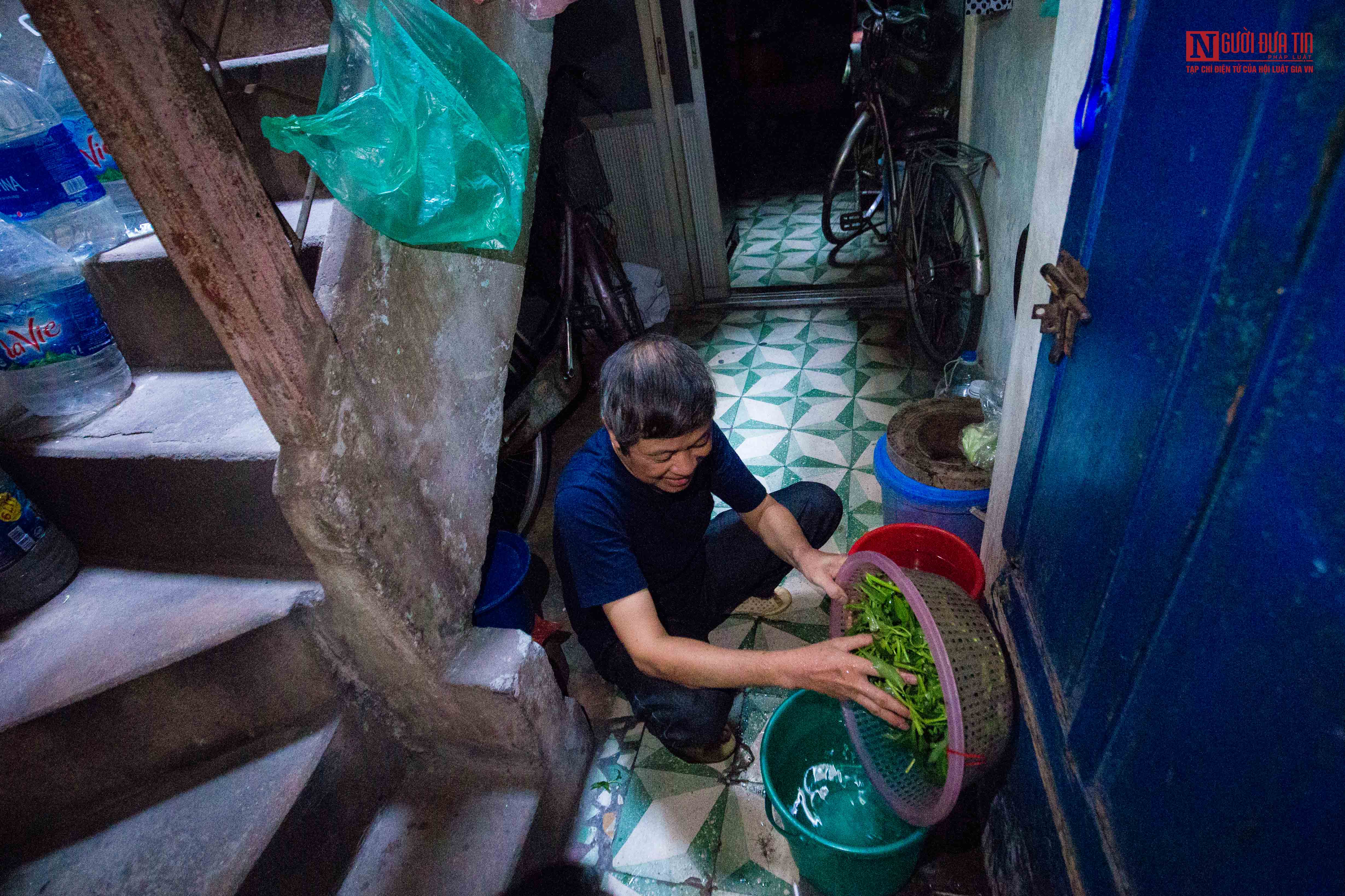 Dân sinh - Cuộc sống tại những căn 'nhà khổ' giữa lòng Hà Nội (Hình 10).