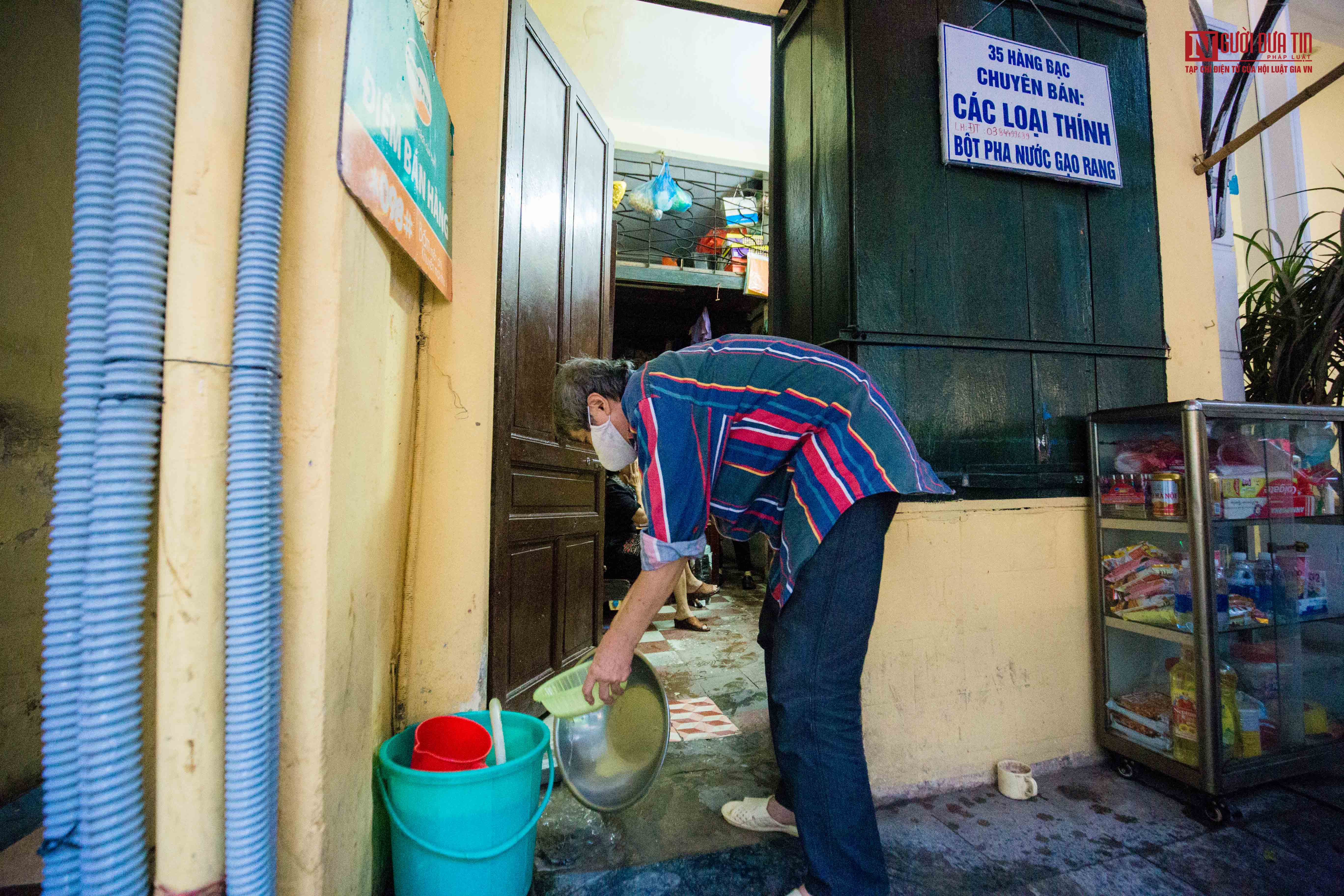 Dân sinh - Cuộc sống tại những căn 'nhà khổ' giữa lòng Hà Nội (Hình 8).