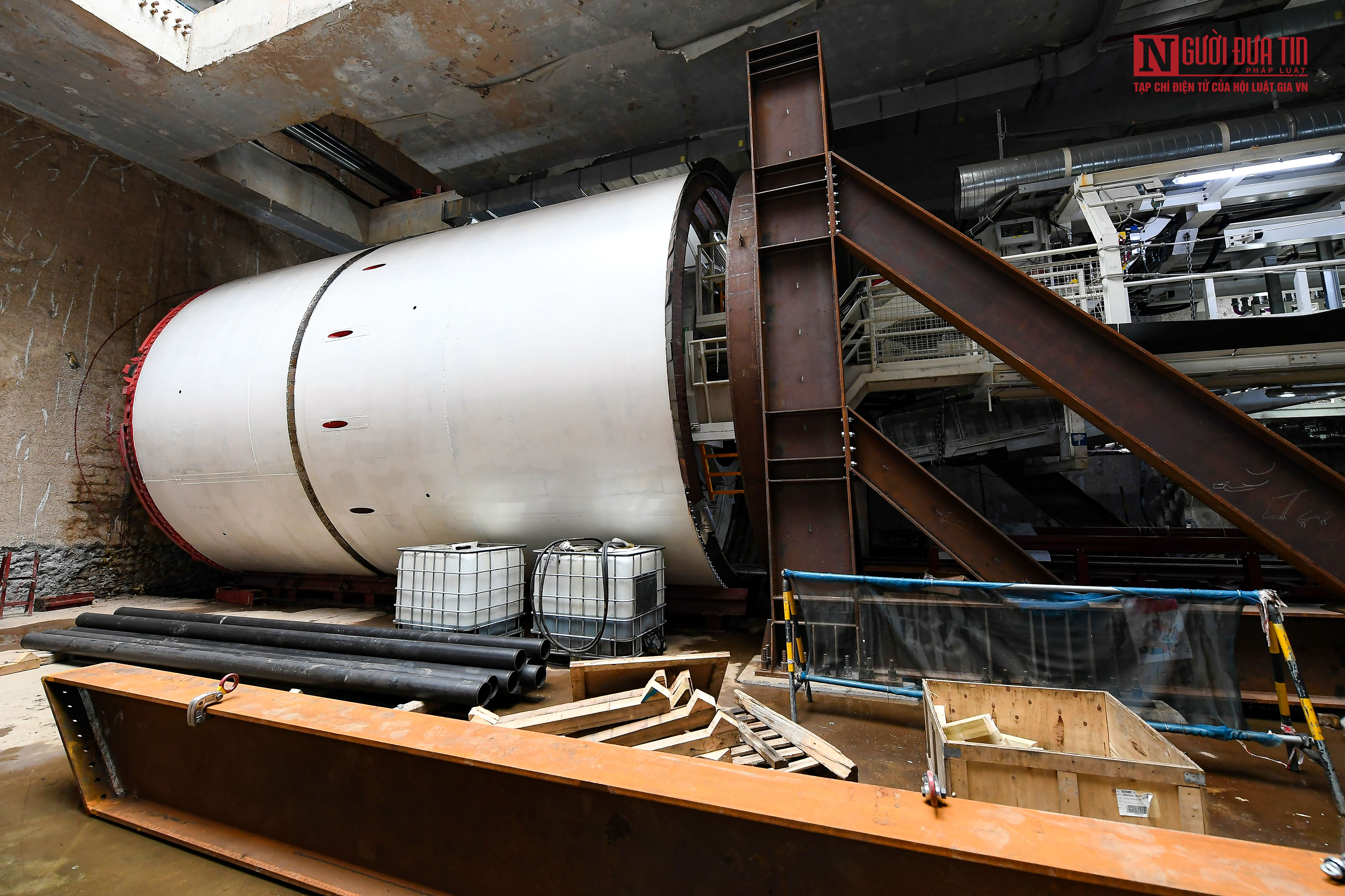 Công nghệ - Cận cảnh “quái vật” 850 tấn chạy thử nghiệm đào hầm ga S9 Kim Mã  (Hình 4).