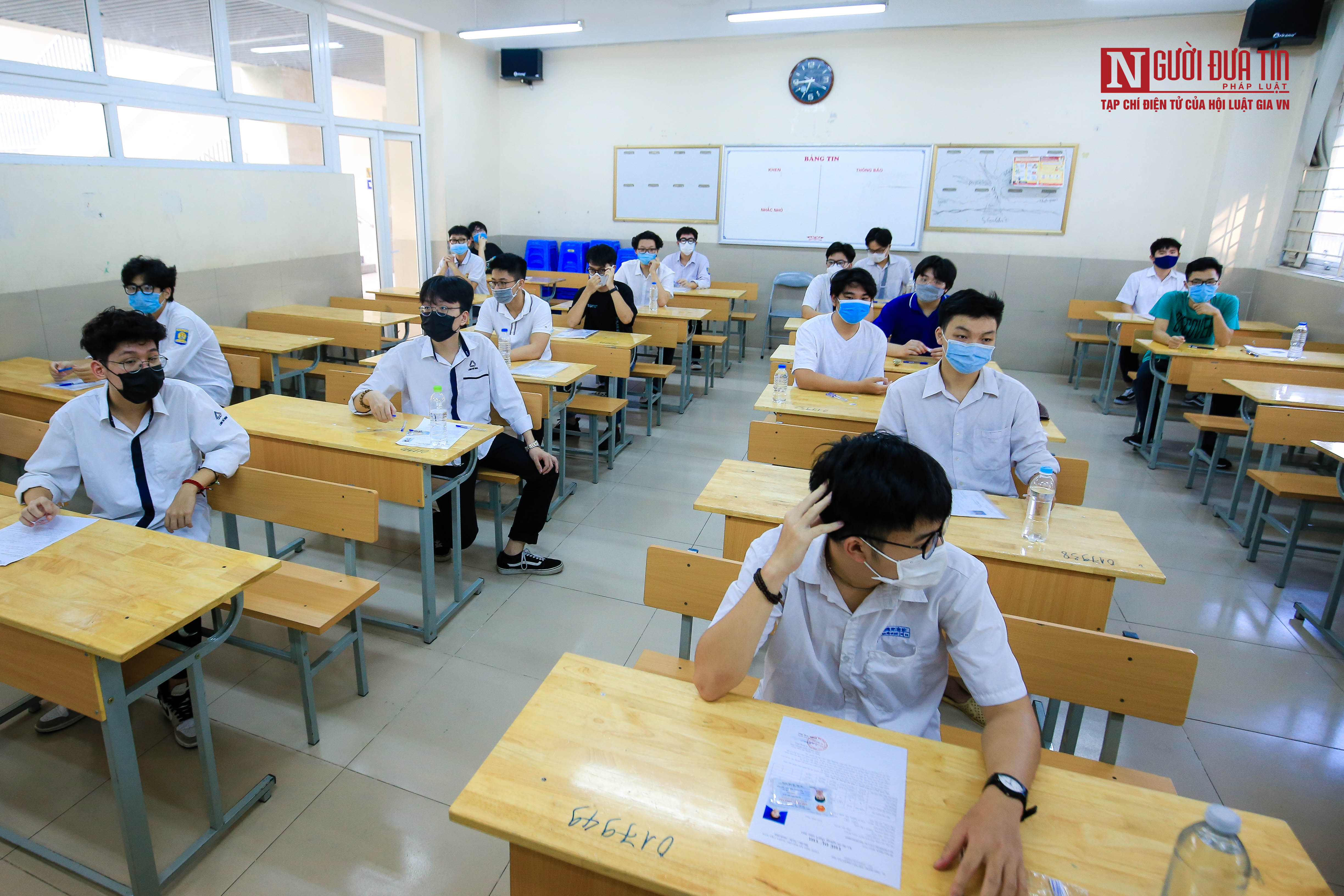 Giáo dục - Những khoảnh khắc xúc động trong buổi thi THPT đầu tiên (Hình 14).