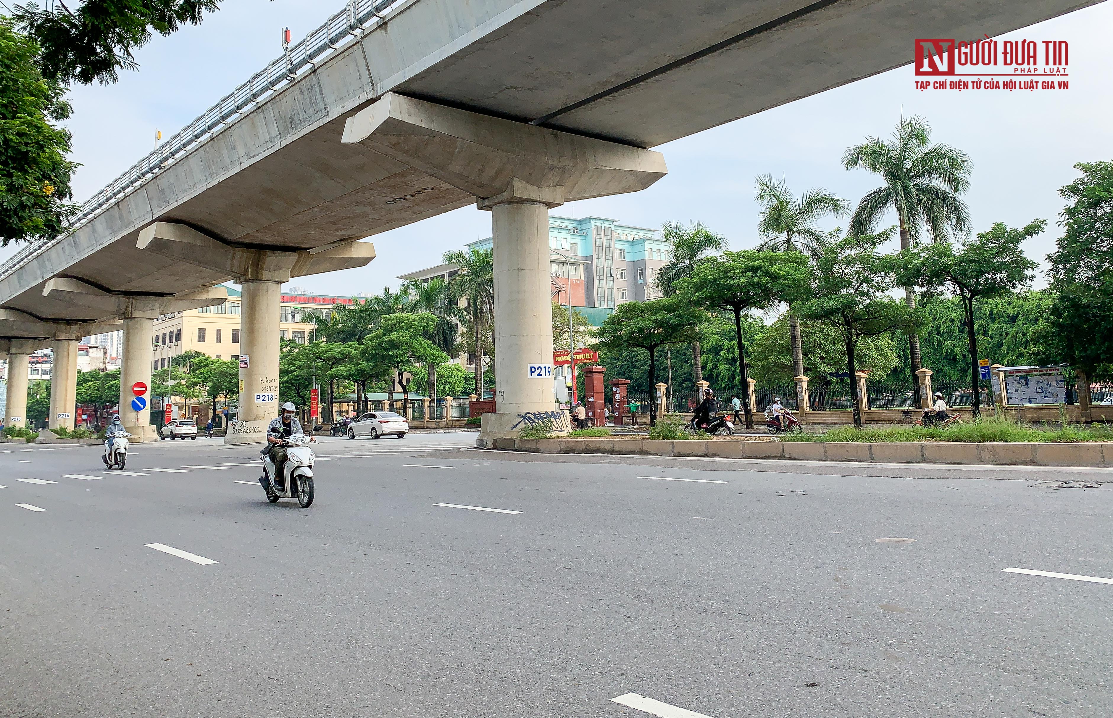 Sự kiện - Giao thông Hà Nội thông thoáng trong ngày đầu giãn cách toàn TP (Hình 2).