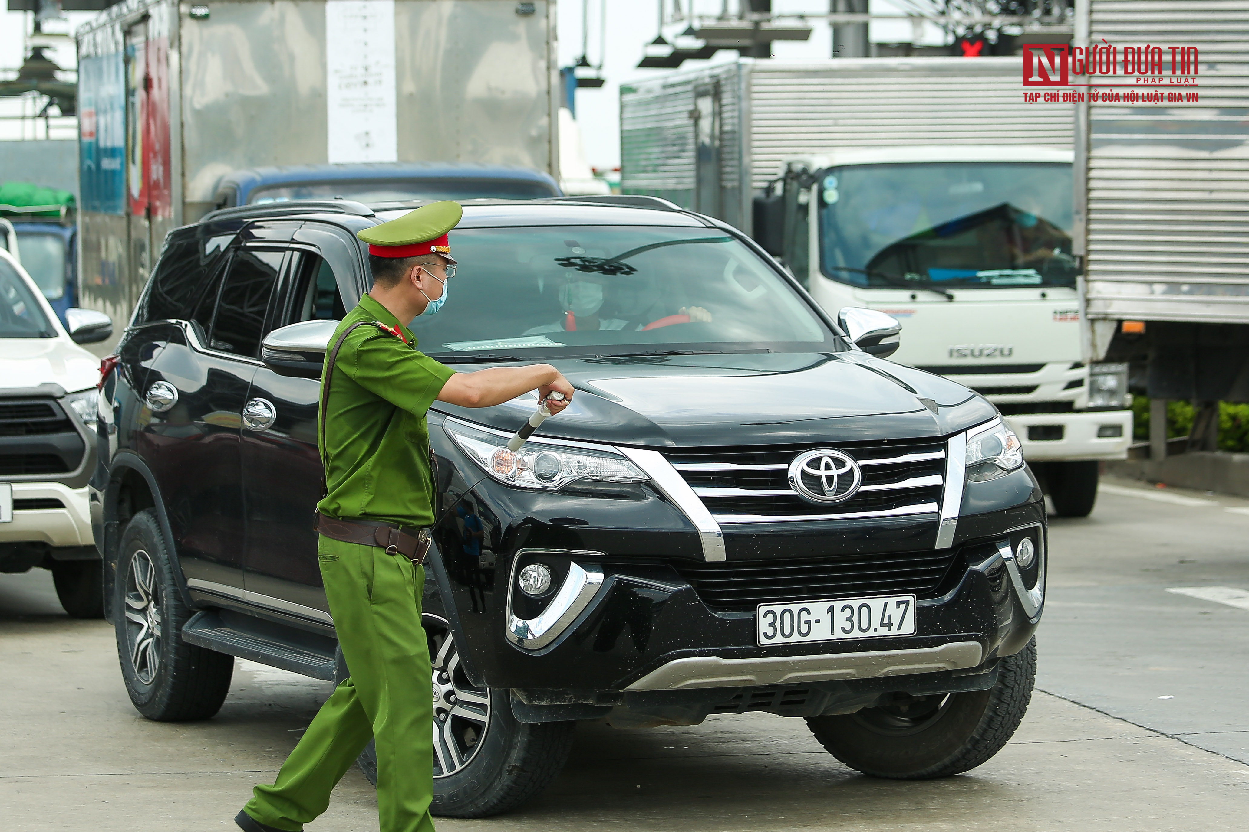 Sự kiện - Tài xế đi gần 2.000km ra Hà Nội phải quay đầu tại cửa ngõ Thủ đô (Hình 7).