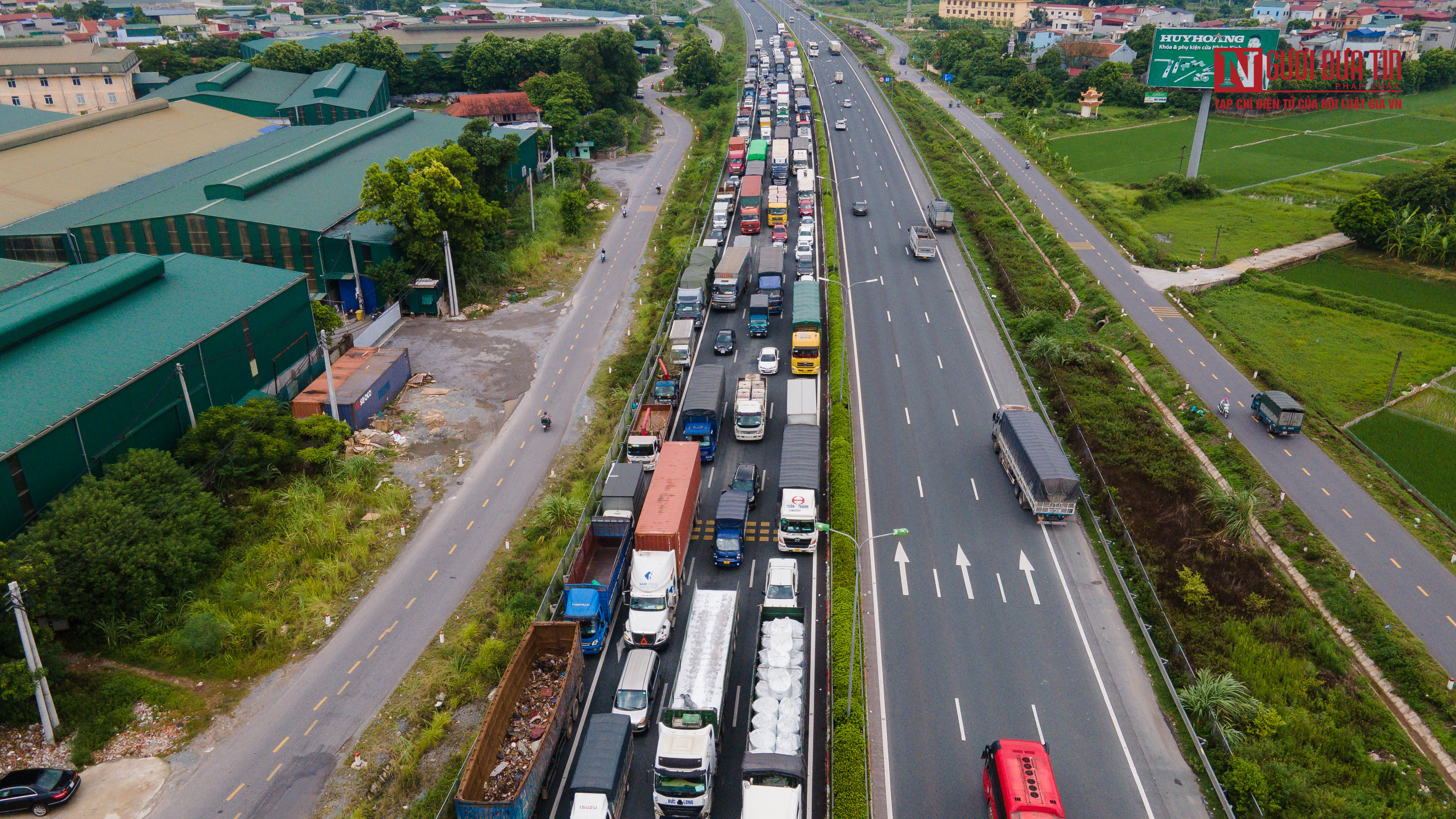 Sự kiện - Tài xế đi gần 2.000km ra Hà Nội phải quay đầu tại cửa ngõ Thủ đô (Hình 6).