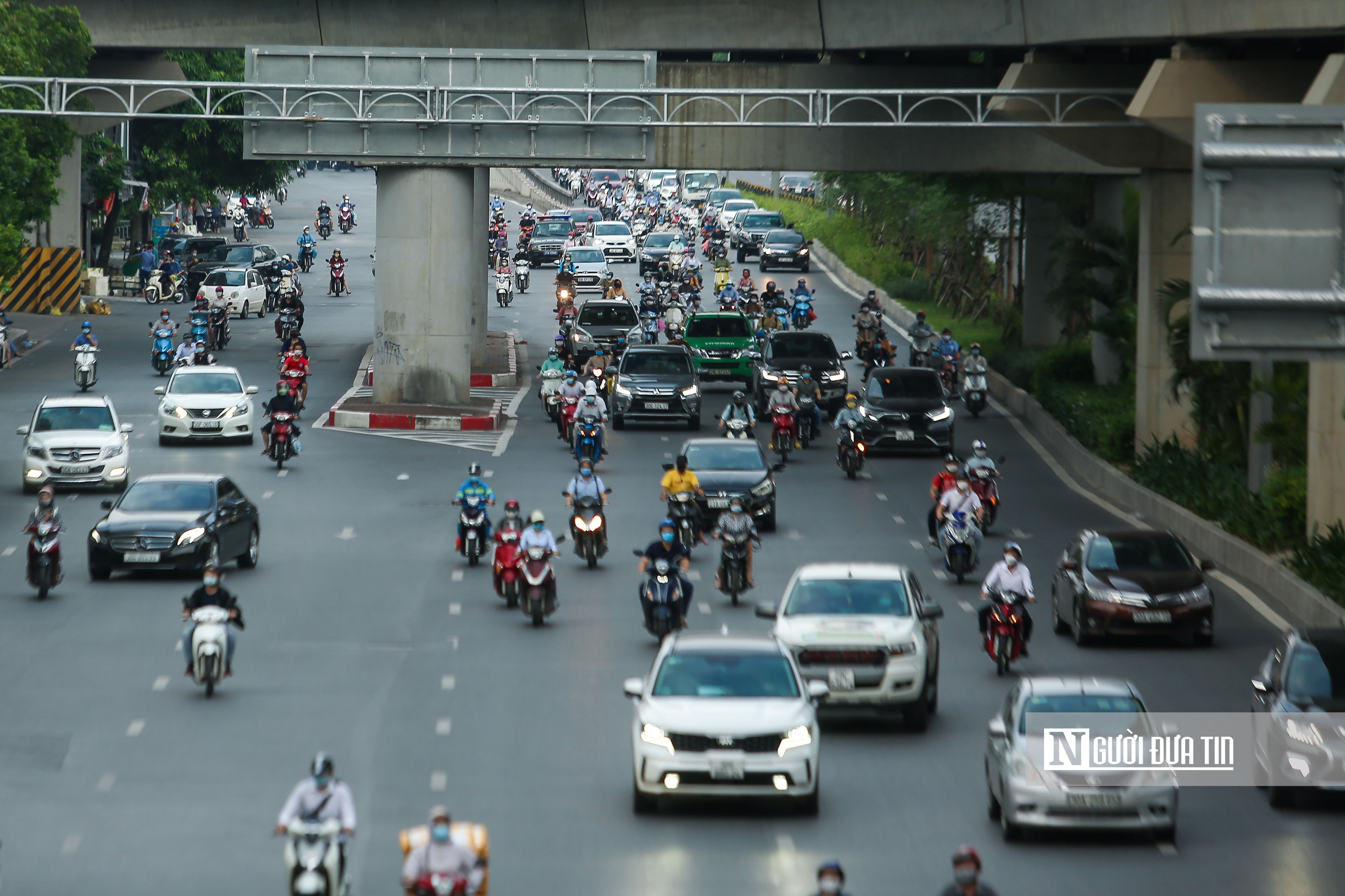 Dân sinh - Nhiều tuyến phố Hà Nội đông đúc trở lại (Hình 17).