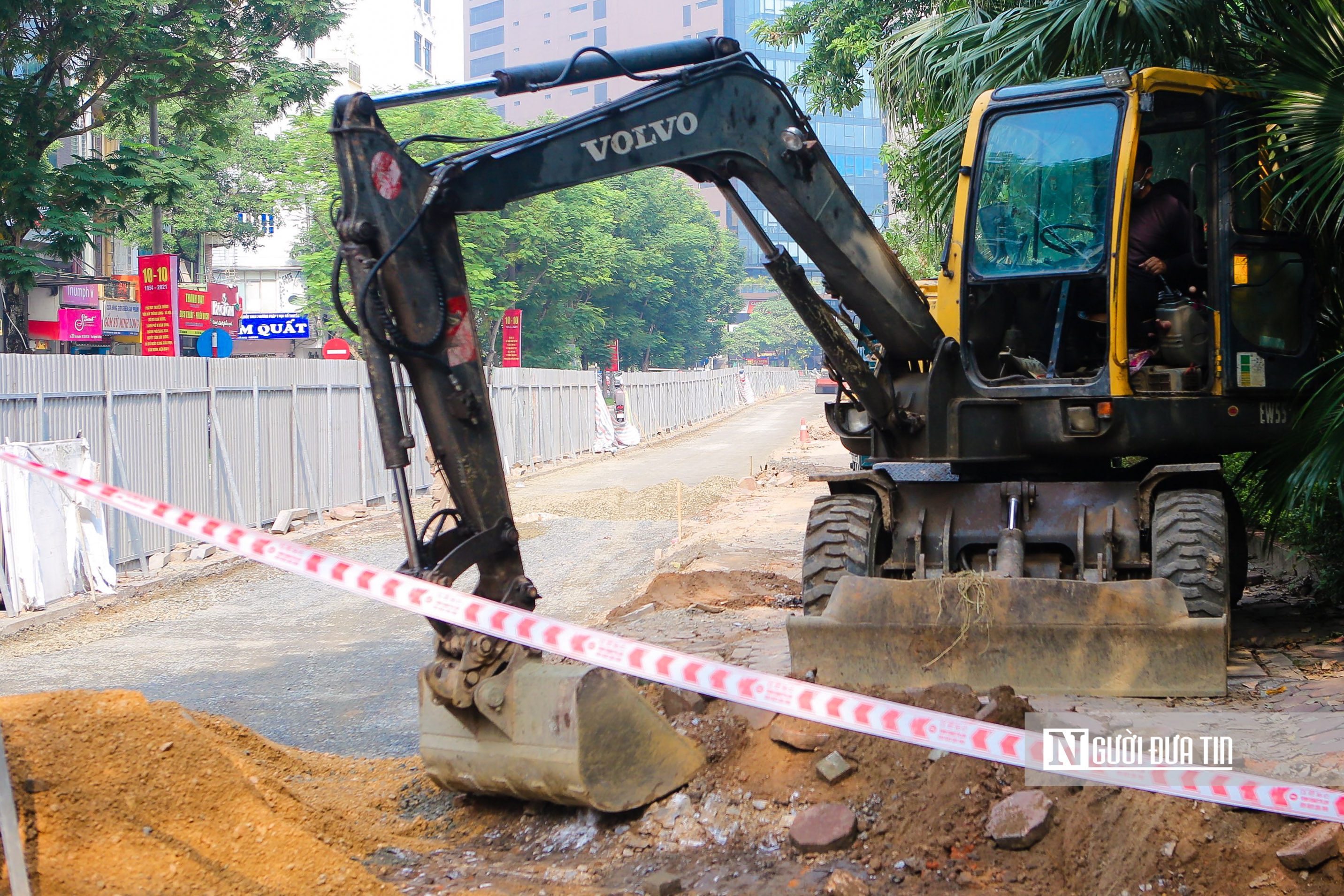 Sự kiện - Hà Nội: Xén vỉa hè mở rộng đoạn đường Trần Đăng Ninh (Hình 7).