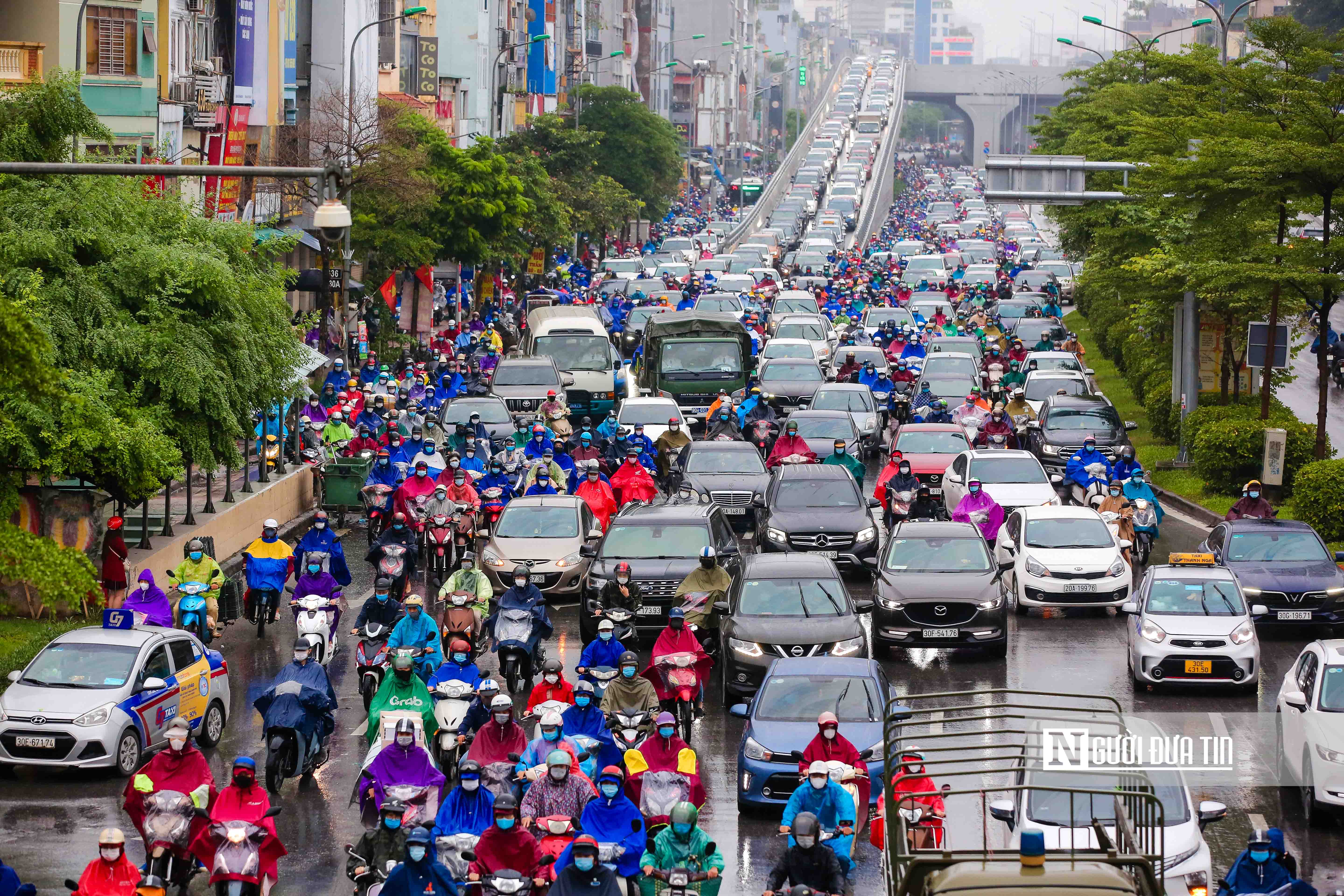 Dân sinh - Giao thông Hà Nội ùn tắc hàng km ngày đầu tuần (Hình 6).