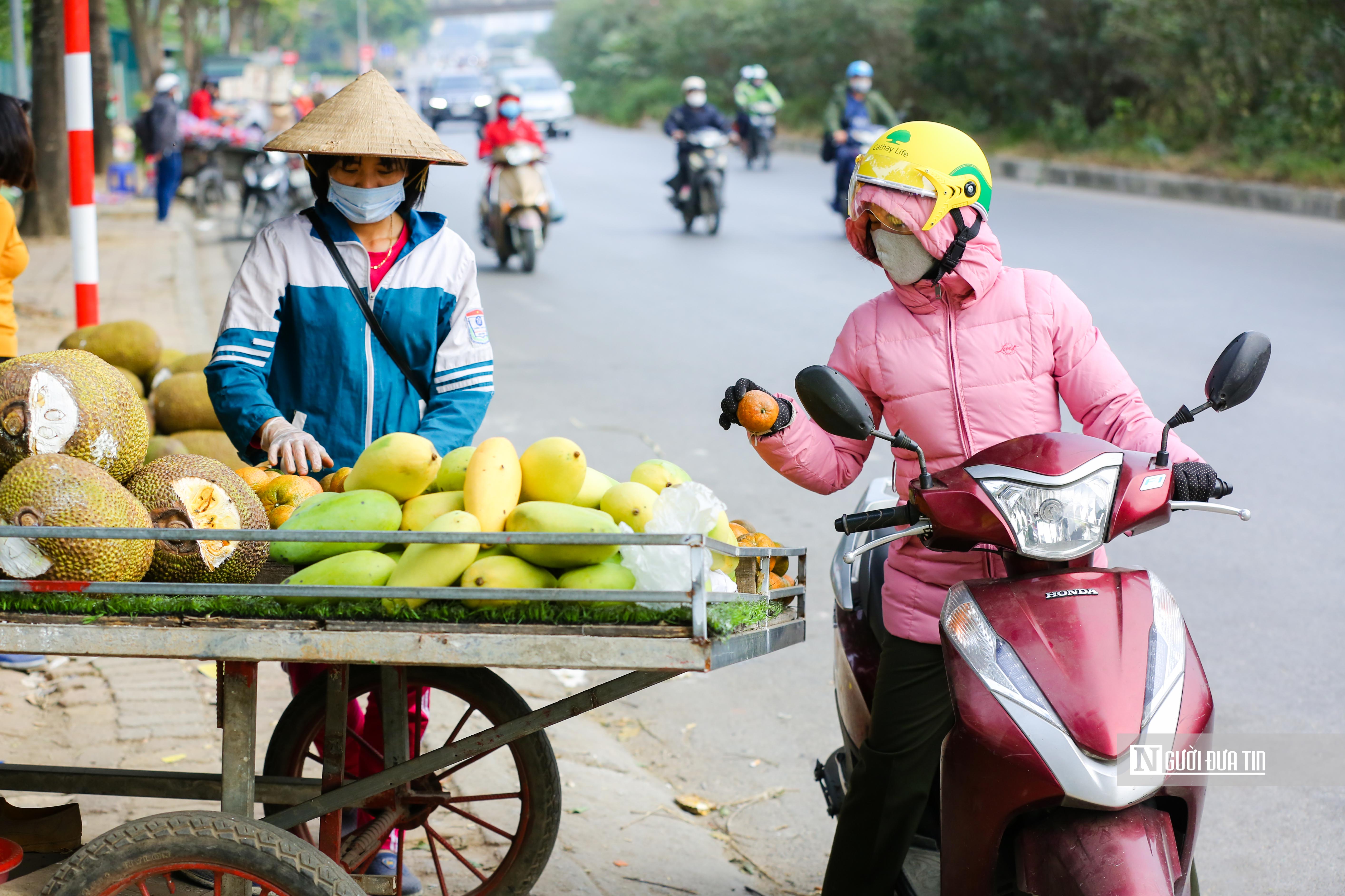 Tiêu dùng & Dư luận - Hà Nội: Người dân đổ xô đi giải cứu nông sản  (Hình 6).