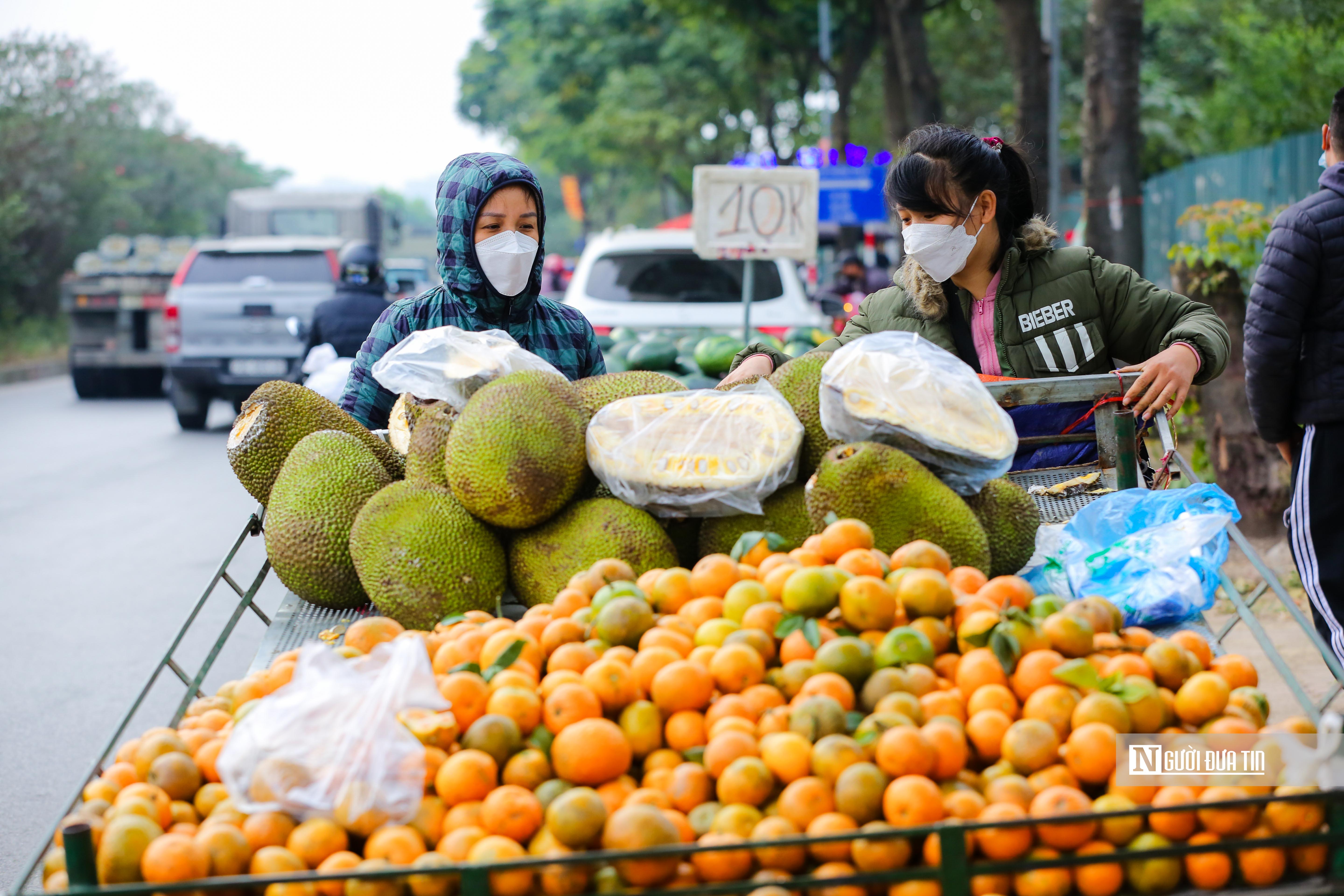 Tiêu dùng & Dư luận - Hà Nội: Người dân đổ xô đi giải cứu nông sản  (Hình 5).