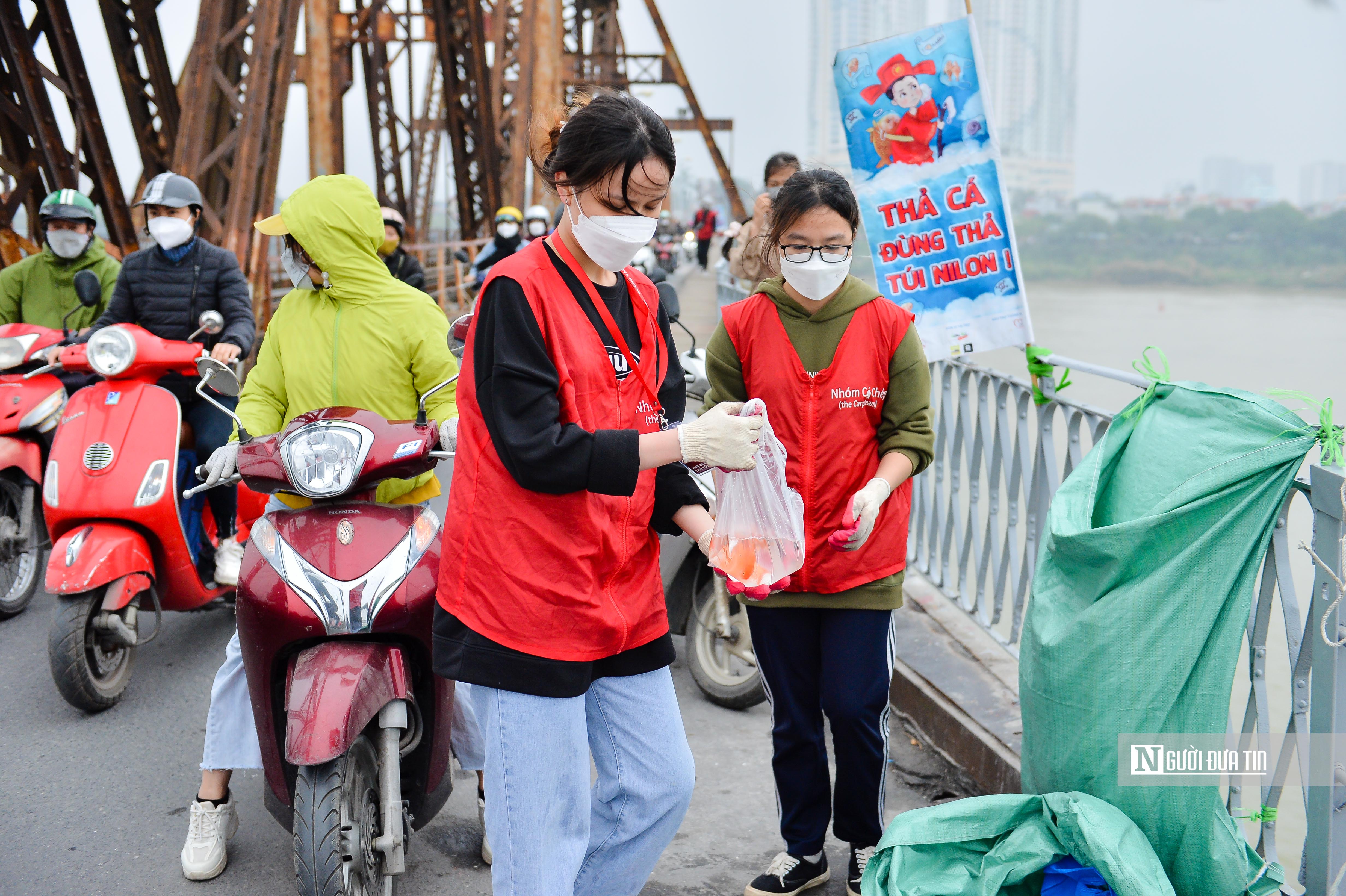 Dân sinh - Xây cầu trượt để thả cá chép tiễn ông Công ông Táo về trời  (Hình 4).