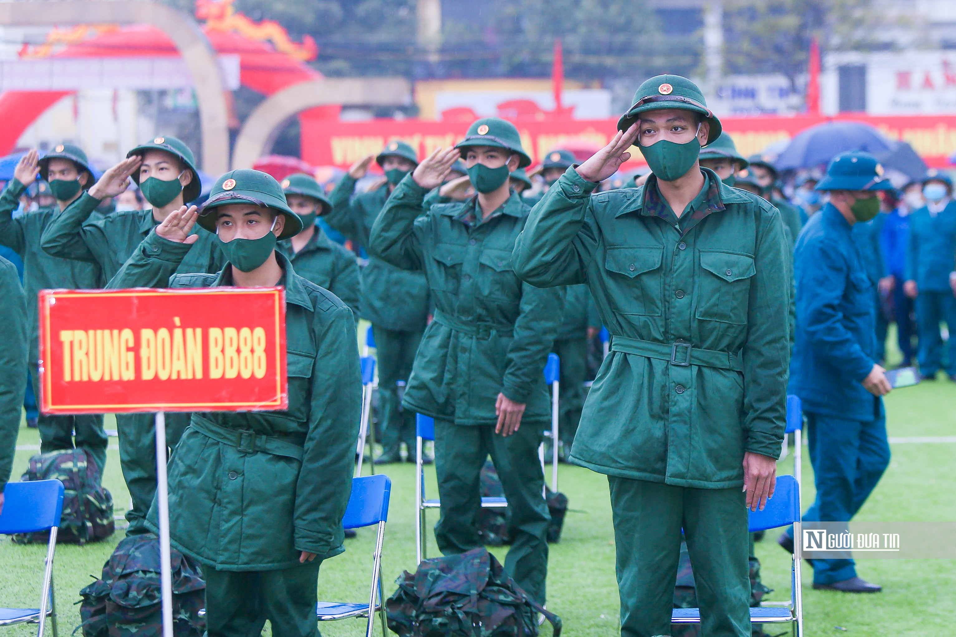 Sự kiện - Hà Nội: Hơn 4.300 thanh niên lên đường nhập ngũ (Hình 2).