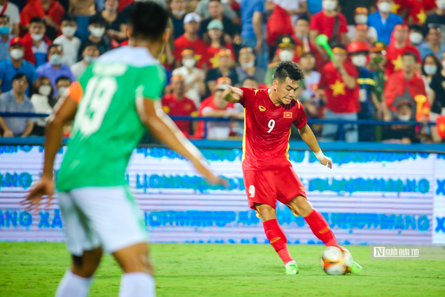 Bóng đá Việt Nam - Chùm ảnh: U23 Việt Nam 'huỷ diệt' U23 Indonesia (Hình 8).