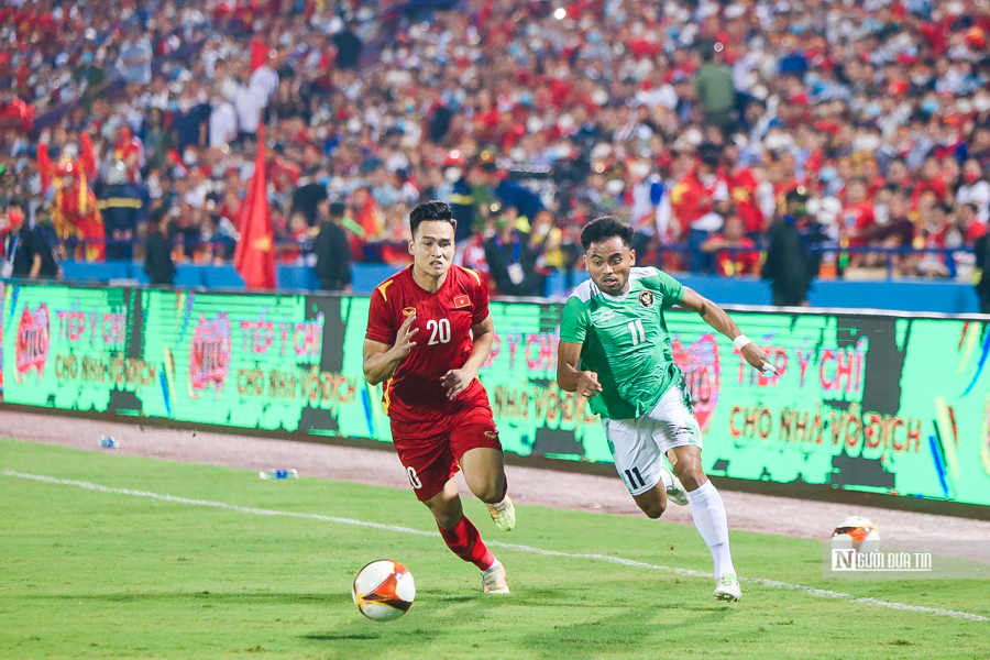 Bóng đá Việt Nam - Chùm ảnh: U23 Việt Nam 'huỷ diệt' U23 Indonesia (Hình 5).