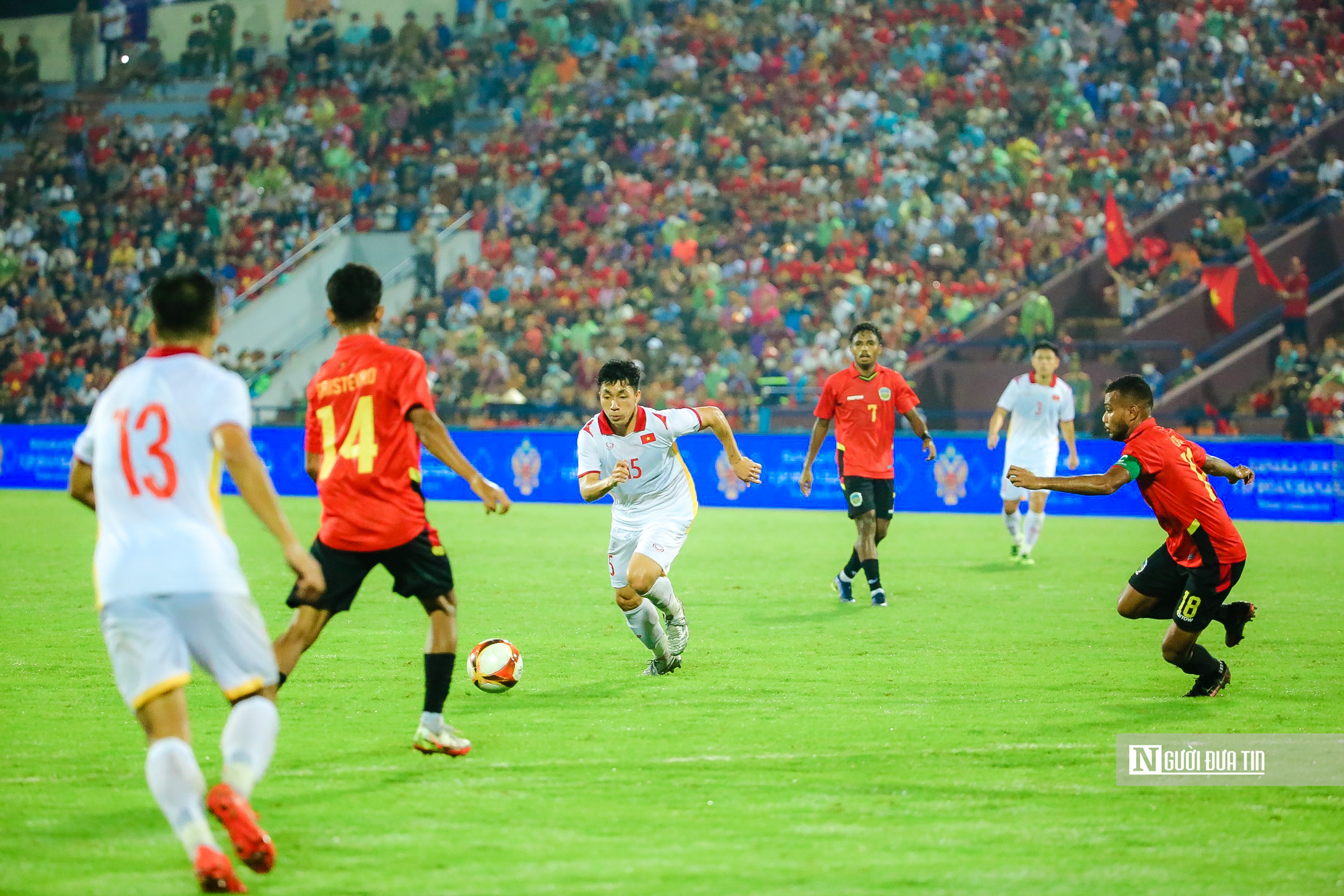 Bóng đá Việt Nam - Thắng Timor Leste, U23 Việt Nam chiếm lấy vị trí nhất bảng A (Hình 4).