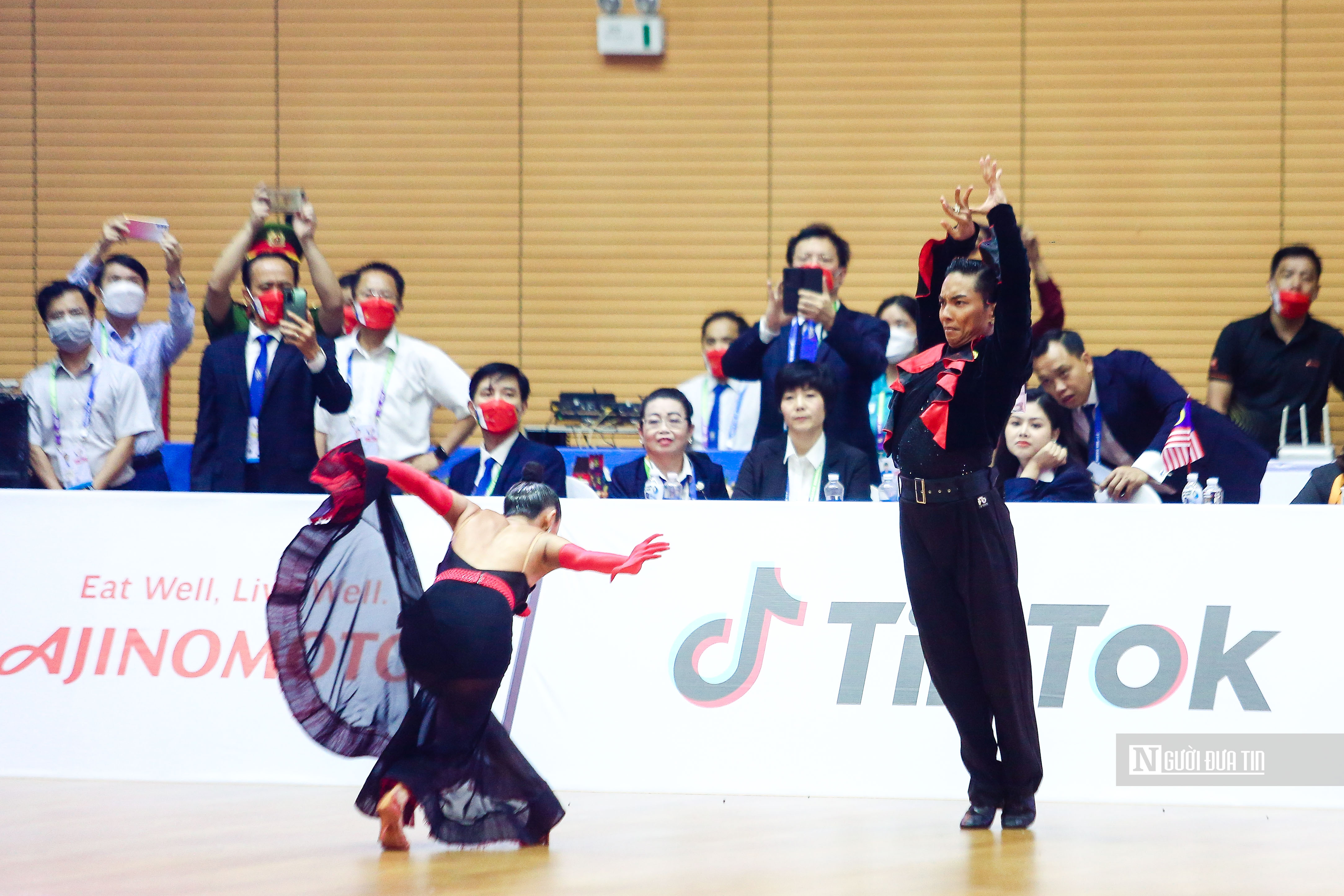 Thể thao - Chiêm ngưỡng màn biểu diễn giành 3 HCV của người đẹp dancesport  (Hình 5).