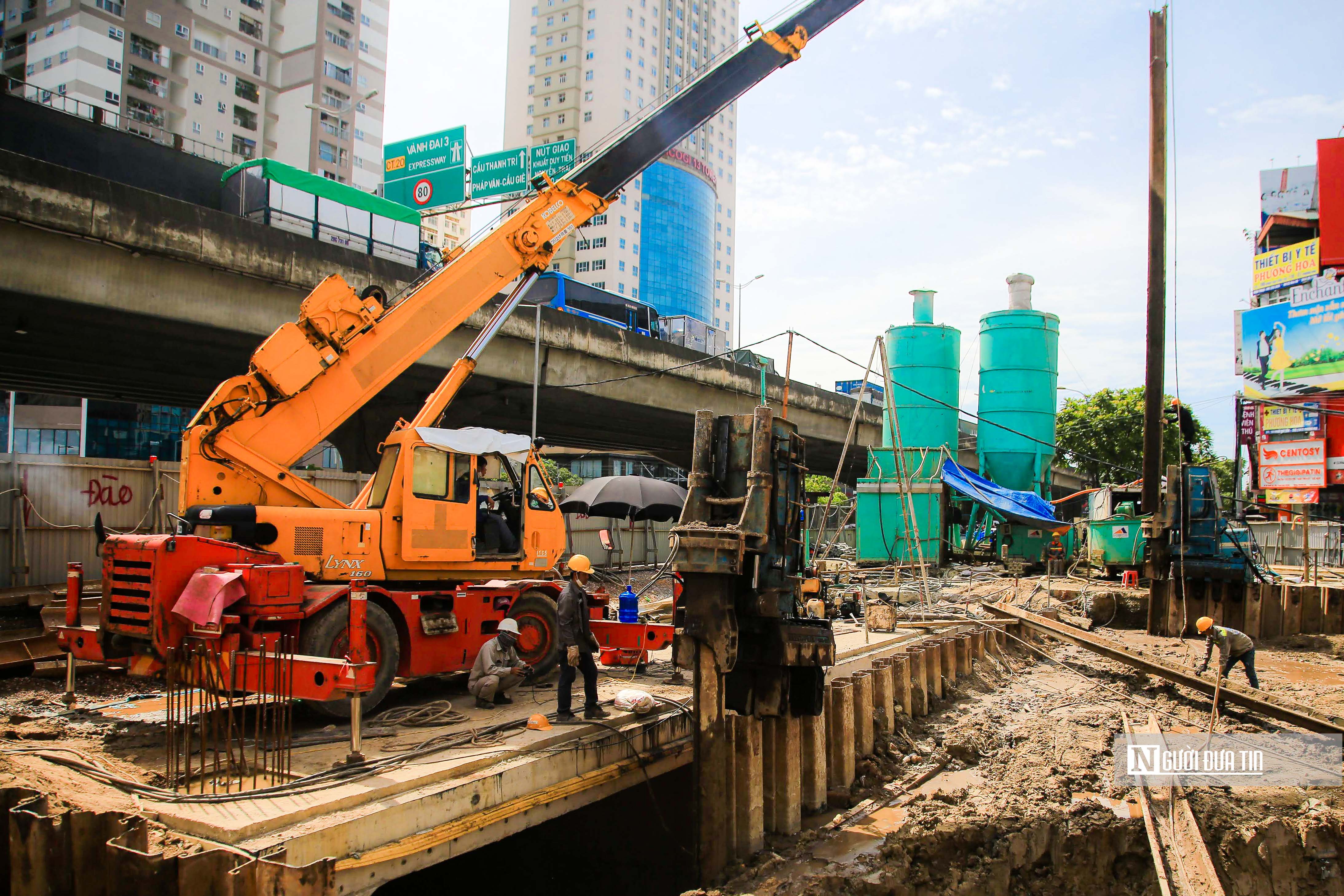 Sự kiện - Hạng mục chính của hầm chui Lê Văn Lương cơ bản được hoàn thành (Hình 5).