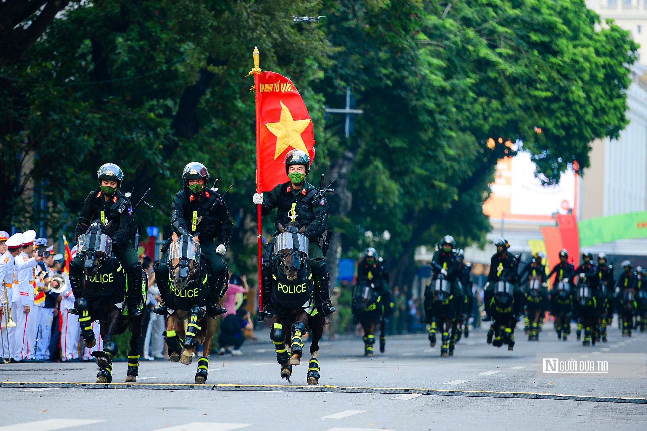 Sự kiện - Dàn kỵ binh phô diễn sức mạnh tại nhạc hội Cảnh sát các nước ASEAN+ (Hình 2).