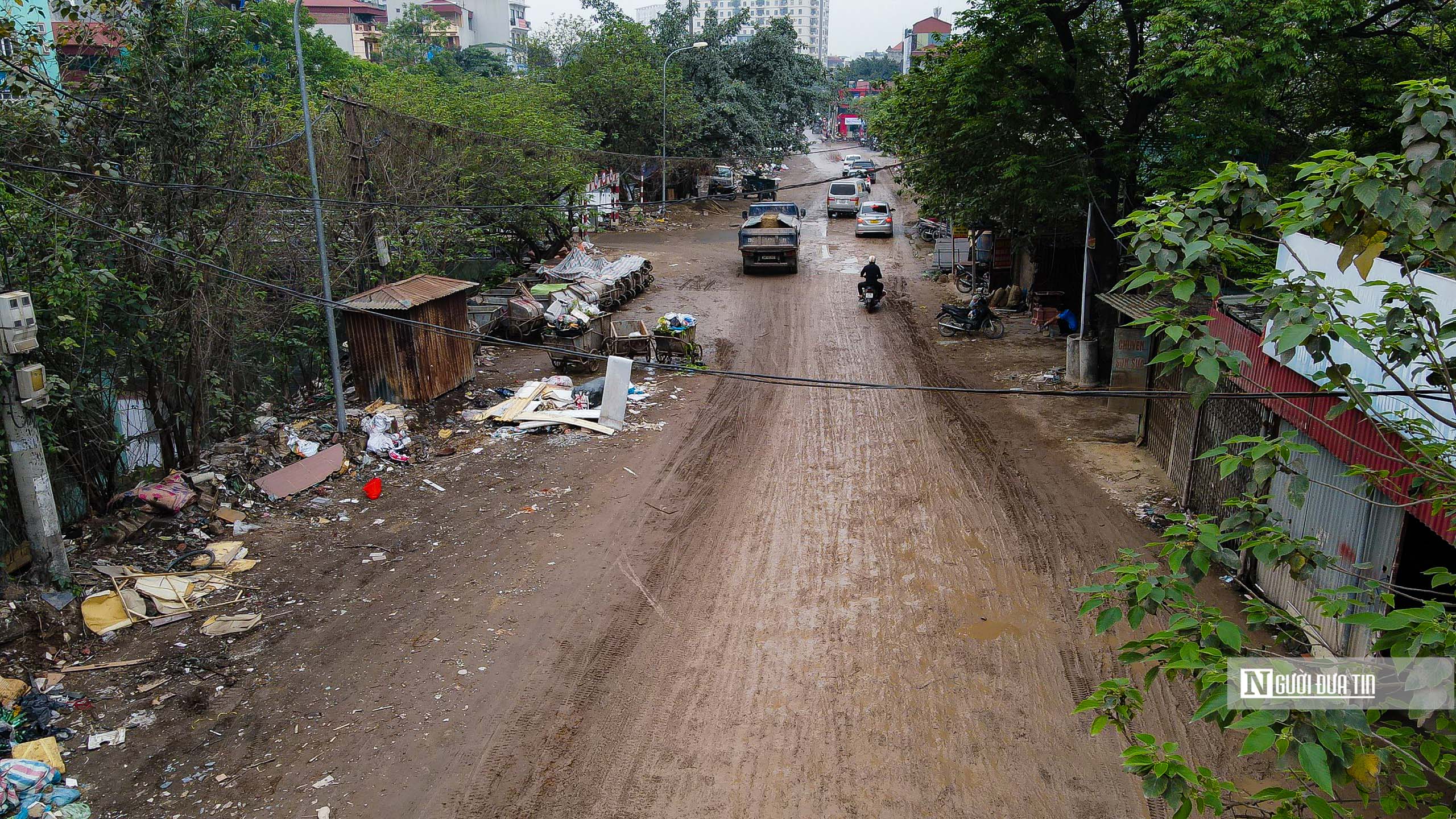 Dân sinh - Đoạn đường dài 500m có tới gần trăm 'ổ gà', 'ổ voi' (Hình 2).