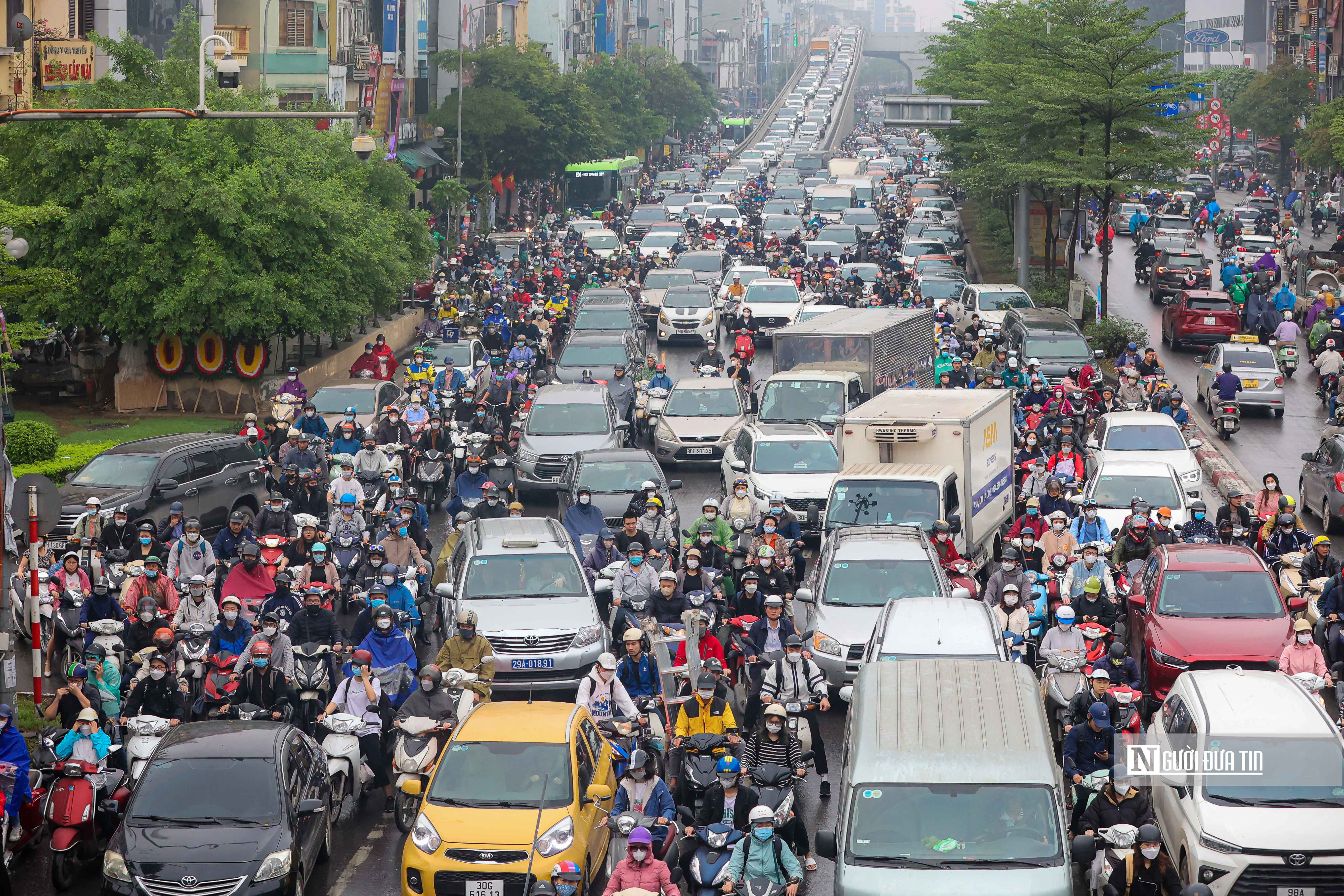 Môi trường - Thời tiết nồm ẩm, Hà Nội chìm trong sương mù (Hình 6).