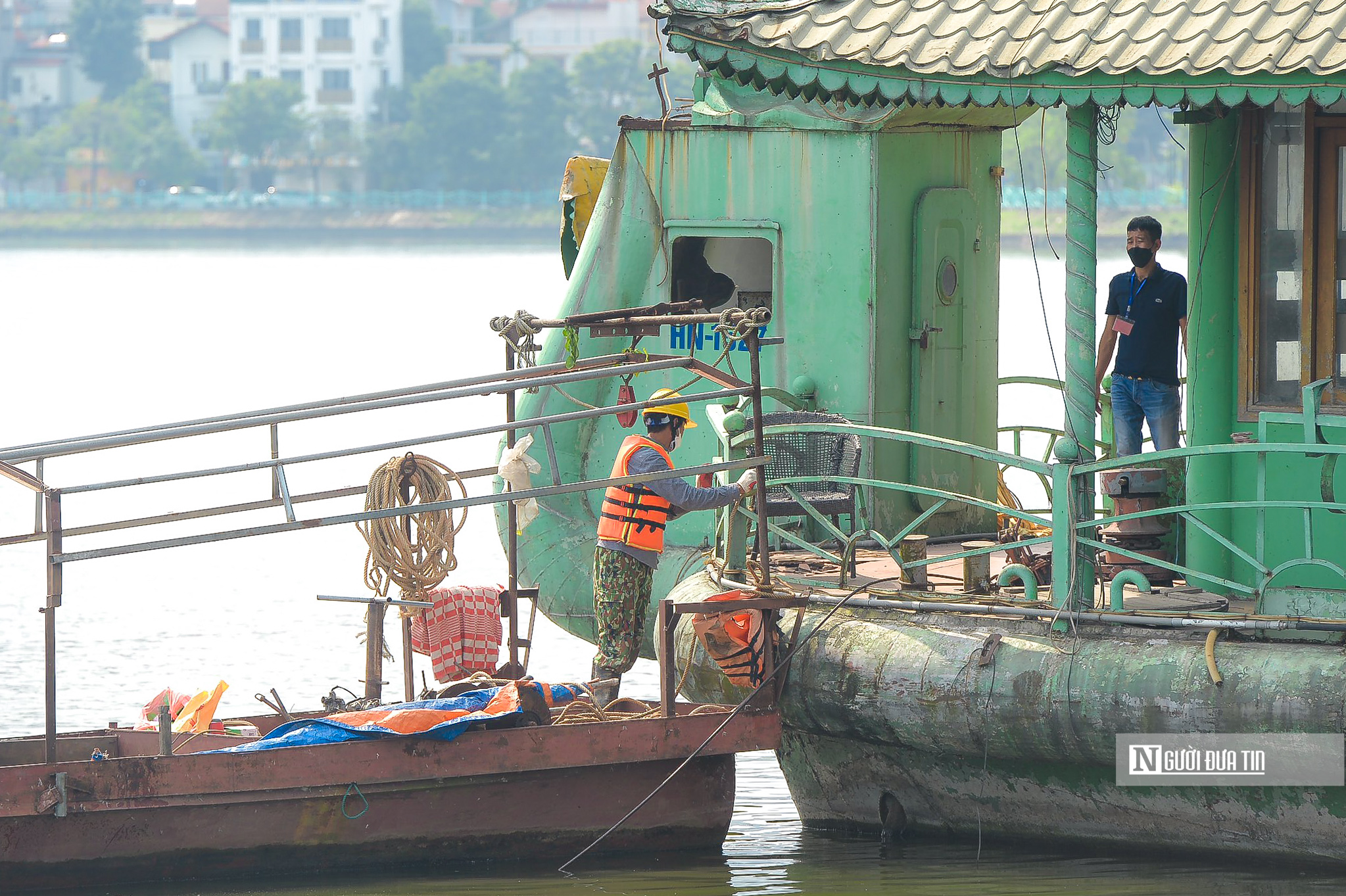 Sự kiện - Hà Nội: Tiếp tục phá dỡ du thuyền ở hồ Tây (Hình 5).